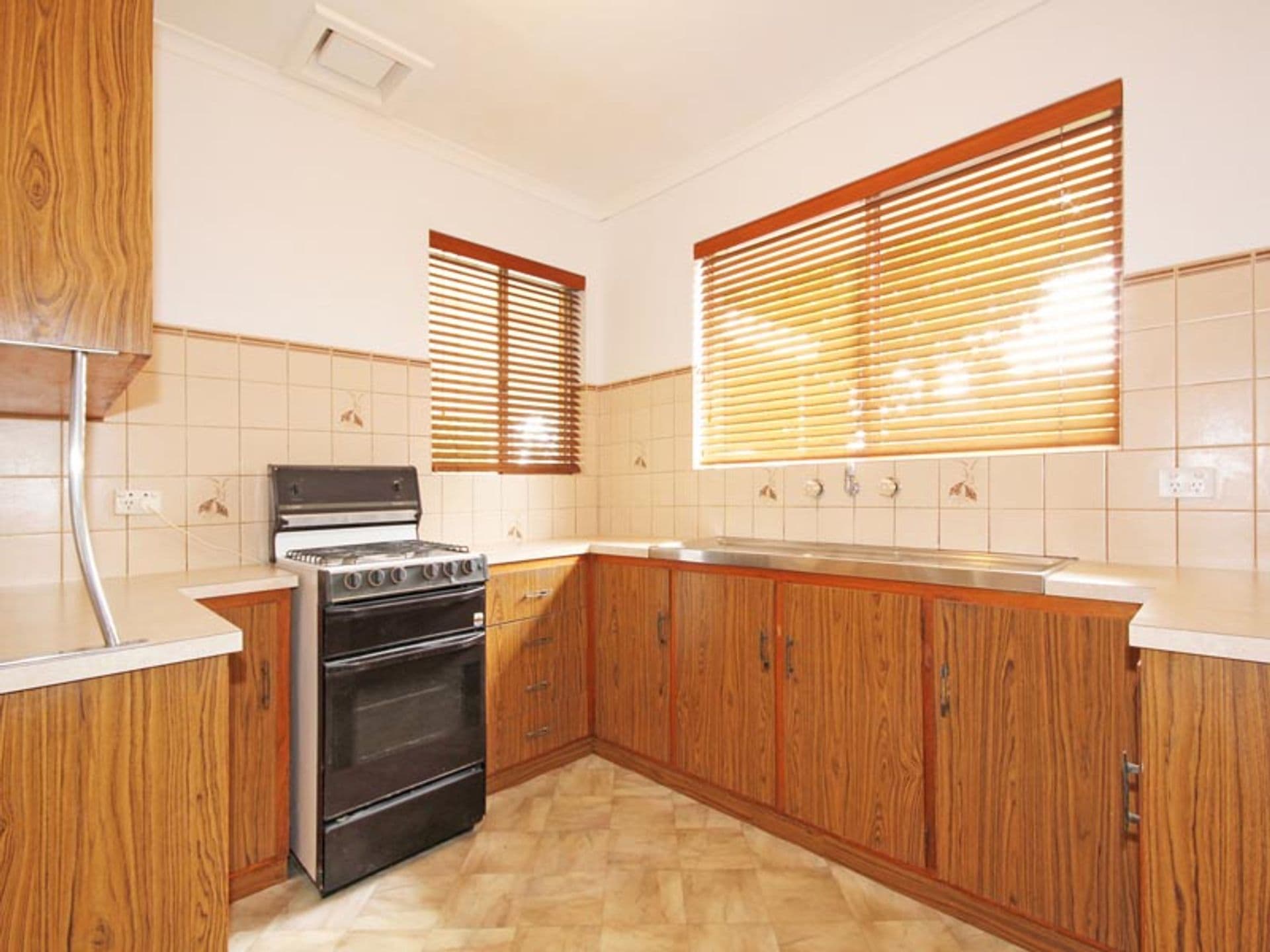 22  Capeview Crescent, Hackham, SA, 5163, Hackham - Thumbnail 3