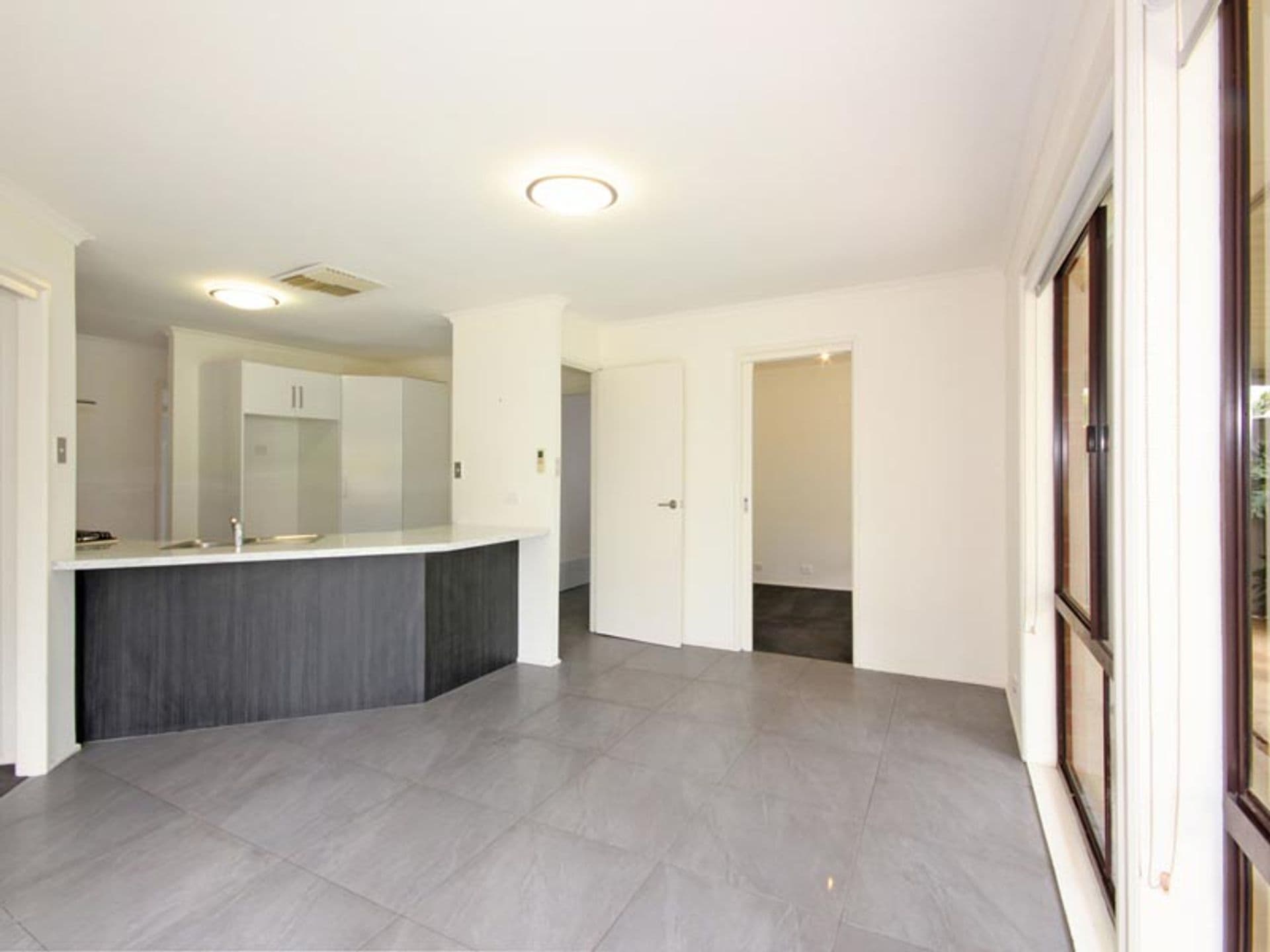 7 Windsor Court, Morphett Vale, SA, 5162, Morphett Vale - Thumbnail 3