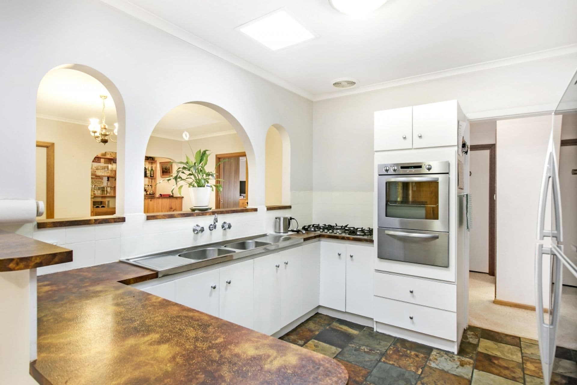 10 Canberra Drive, Aberfoyle Park, SA, 5159, Aberfoyle Park - Thumbnail 6