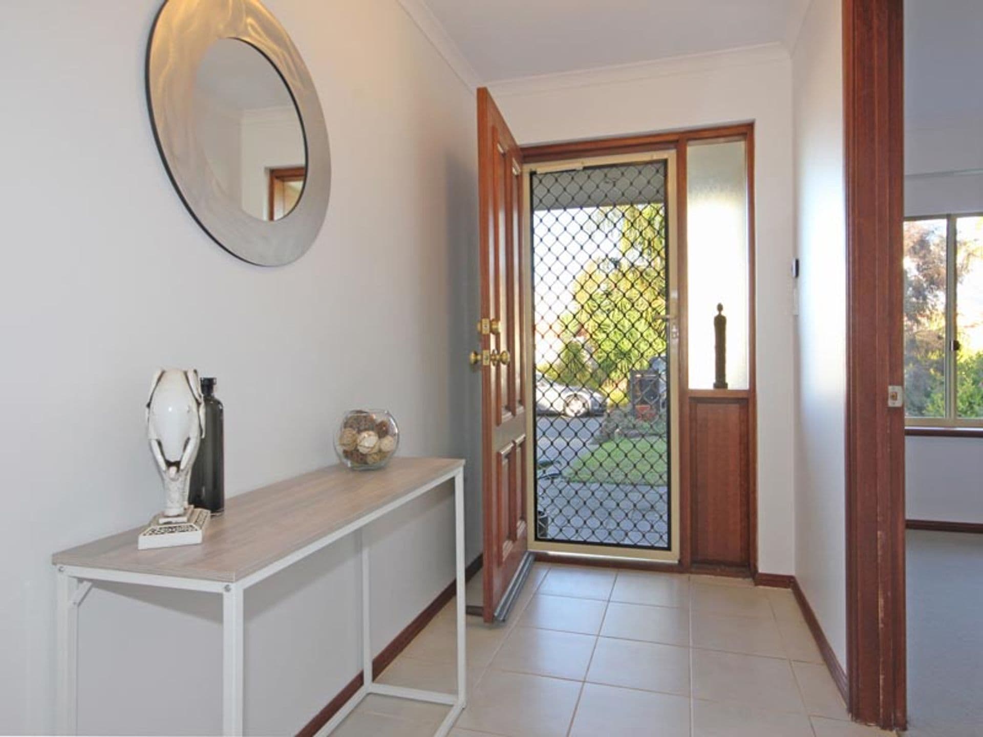 5 Longwood Close, Reynella, SA, 5161, Reynella - Thumbnail 3