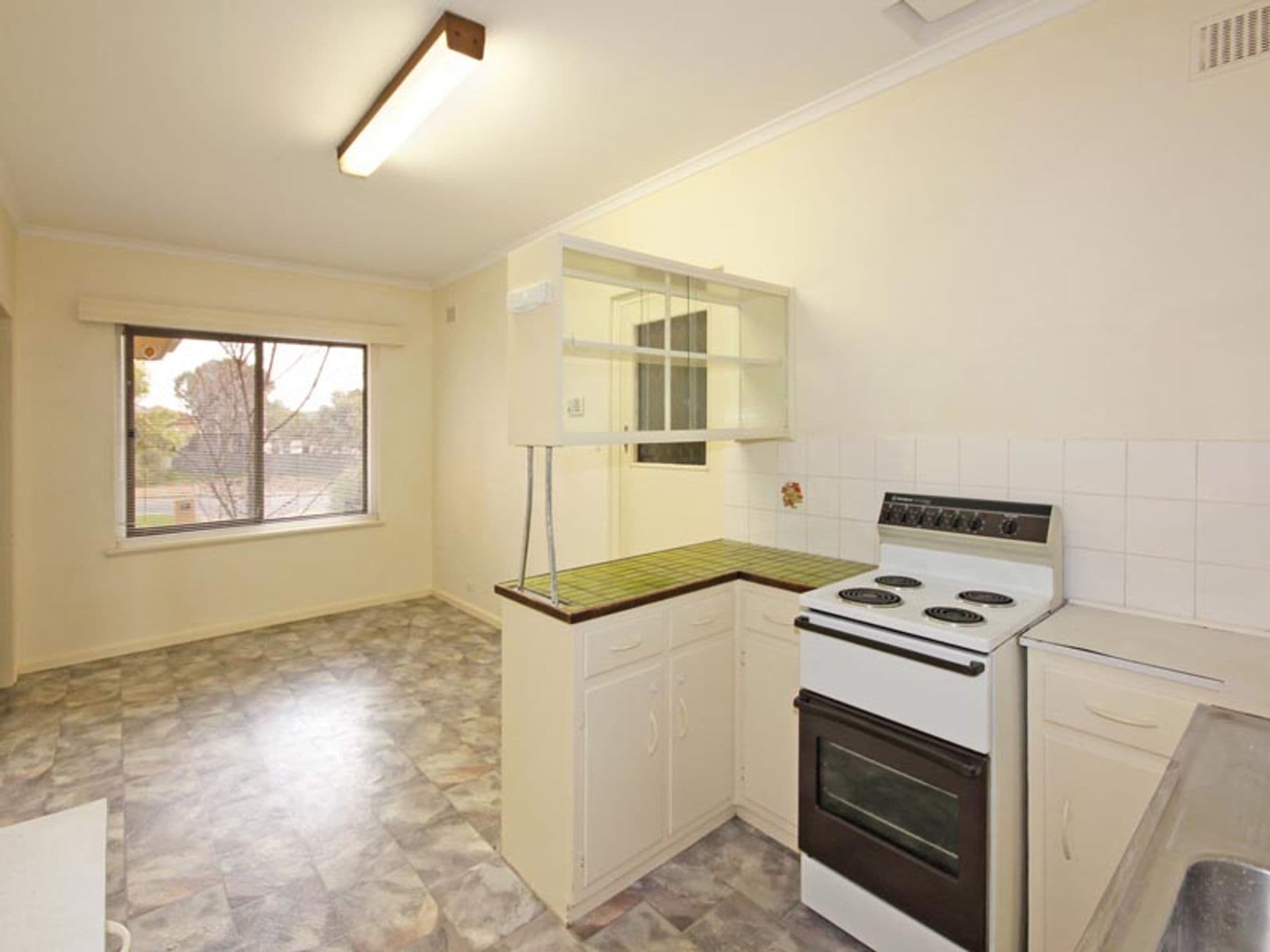 39 Bains Road, Morphett Vale, SA, 5162, Morphett Vale - Thumbnail 5