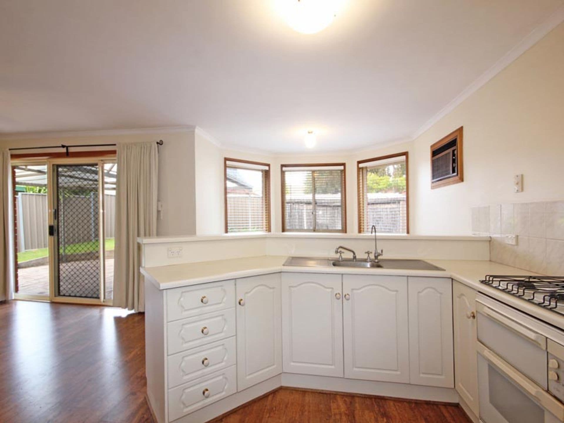 13 Zabica Avenue, Woodcroft, SA, 5162, Woodcroft - Thumbnail 2