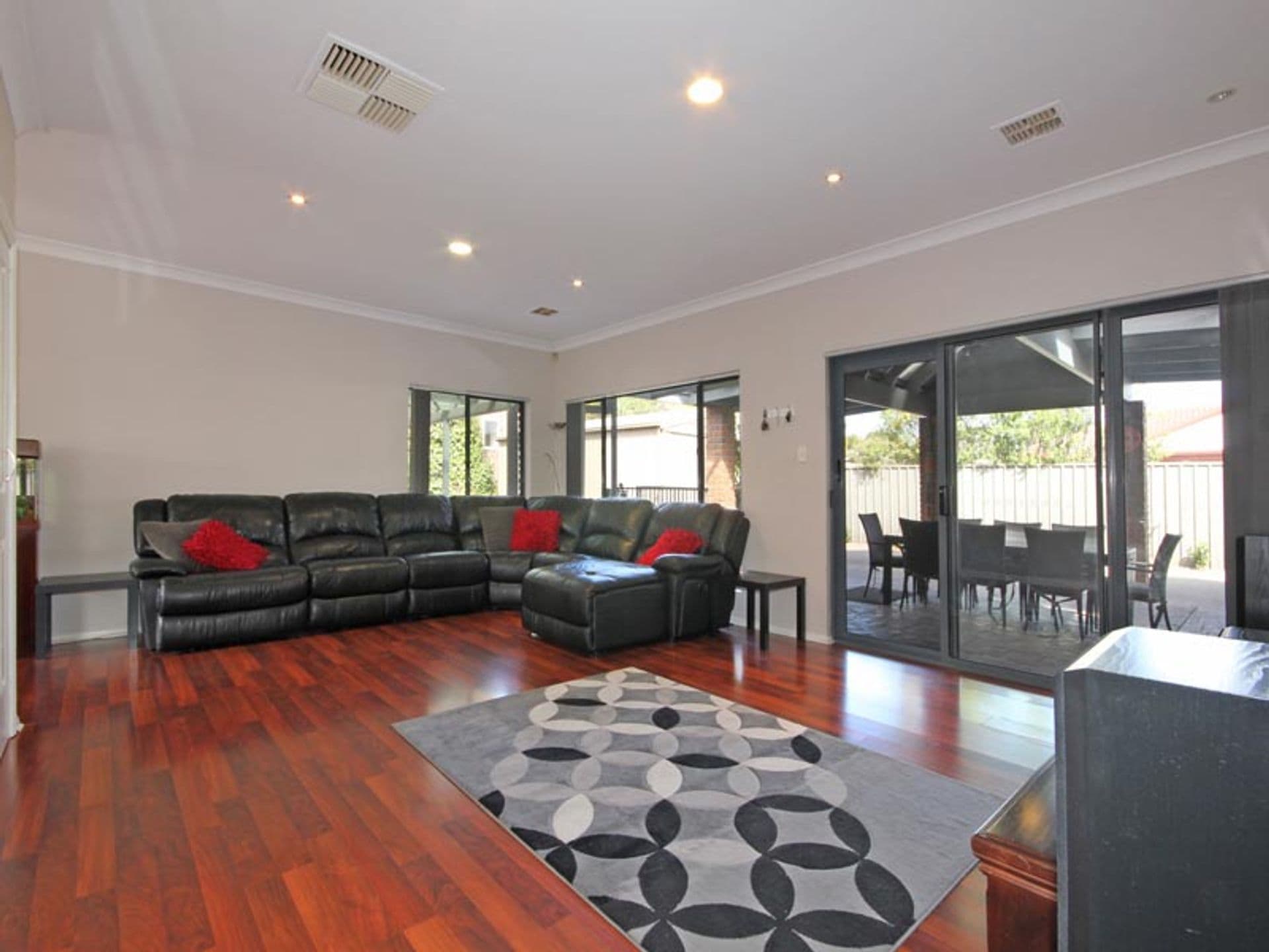 18 Northumberland Road, Onkaparinga Hills, SA, 5163, Onkaparinga Hills - Thumbnail 4