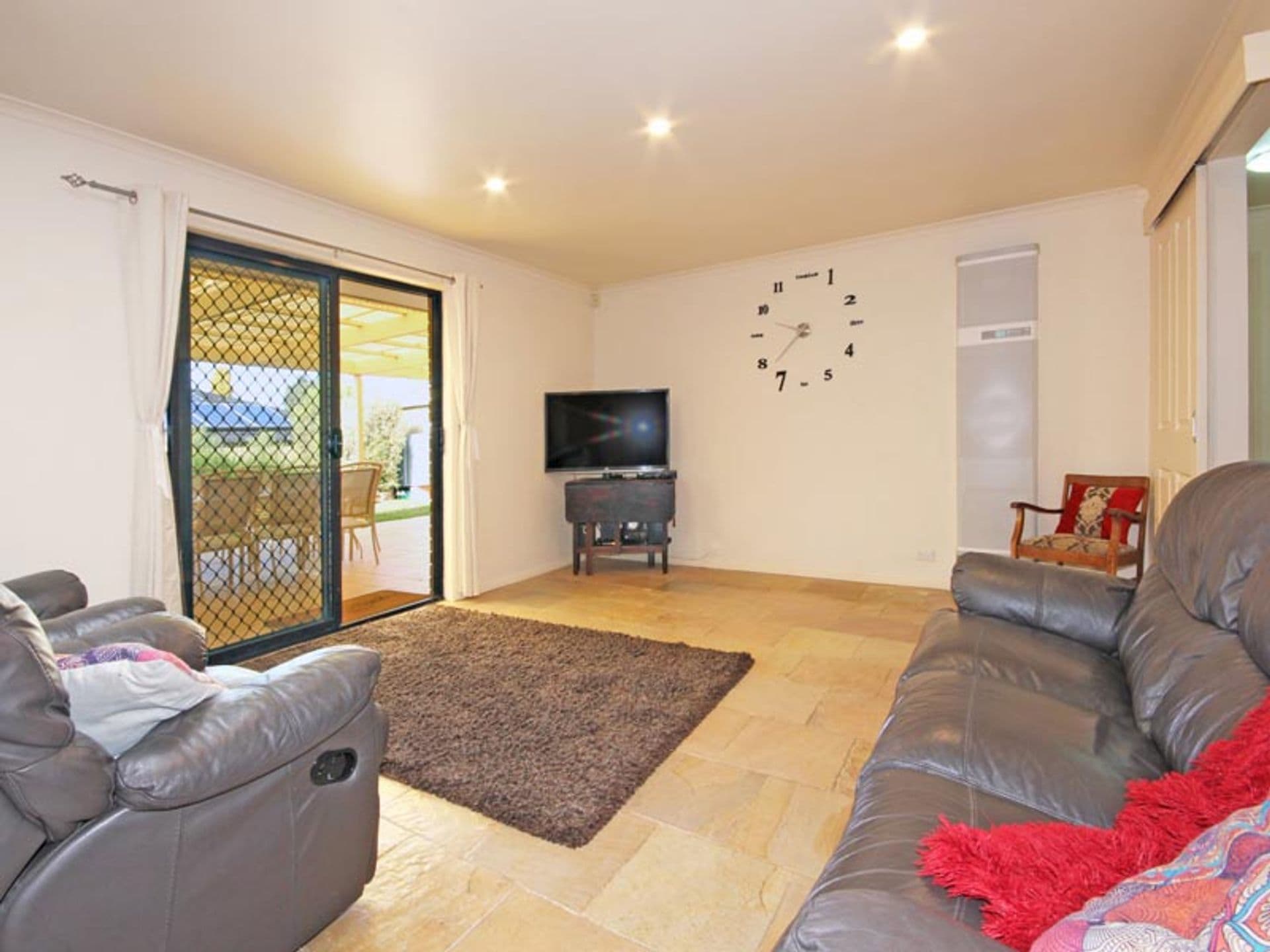 5 Barnview Court, Morphett Vale, SA, 5162, Morphett Vale - Thumbnail 4