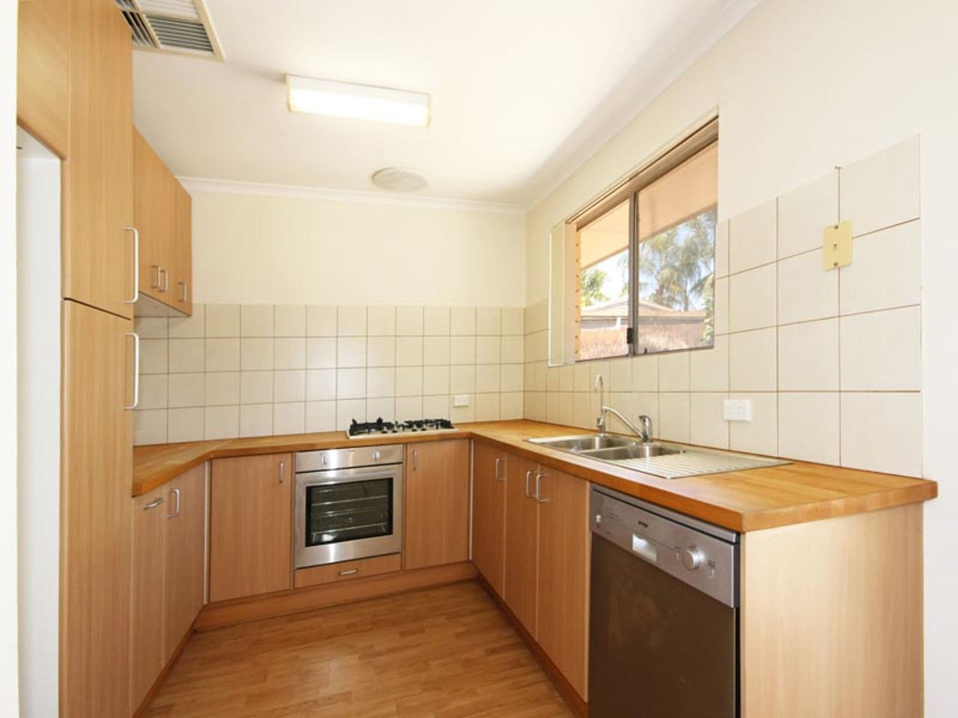 277 Brodie Road, Morphett Vale, SA, 5162, Morphett Vale - Thumbnail 2