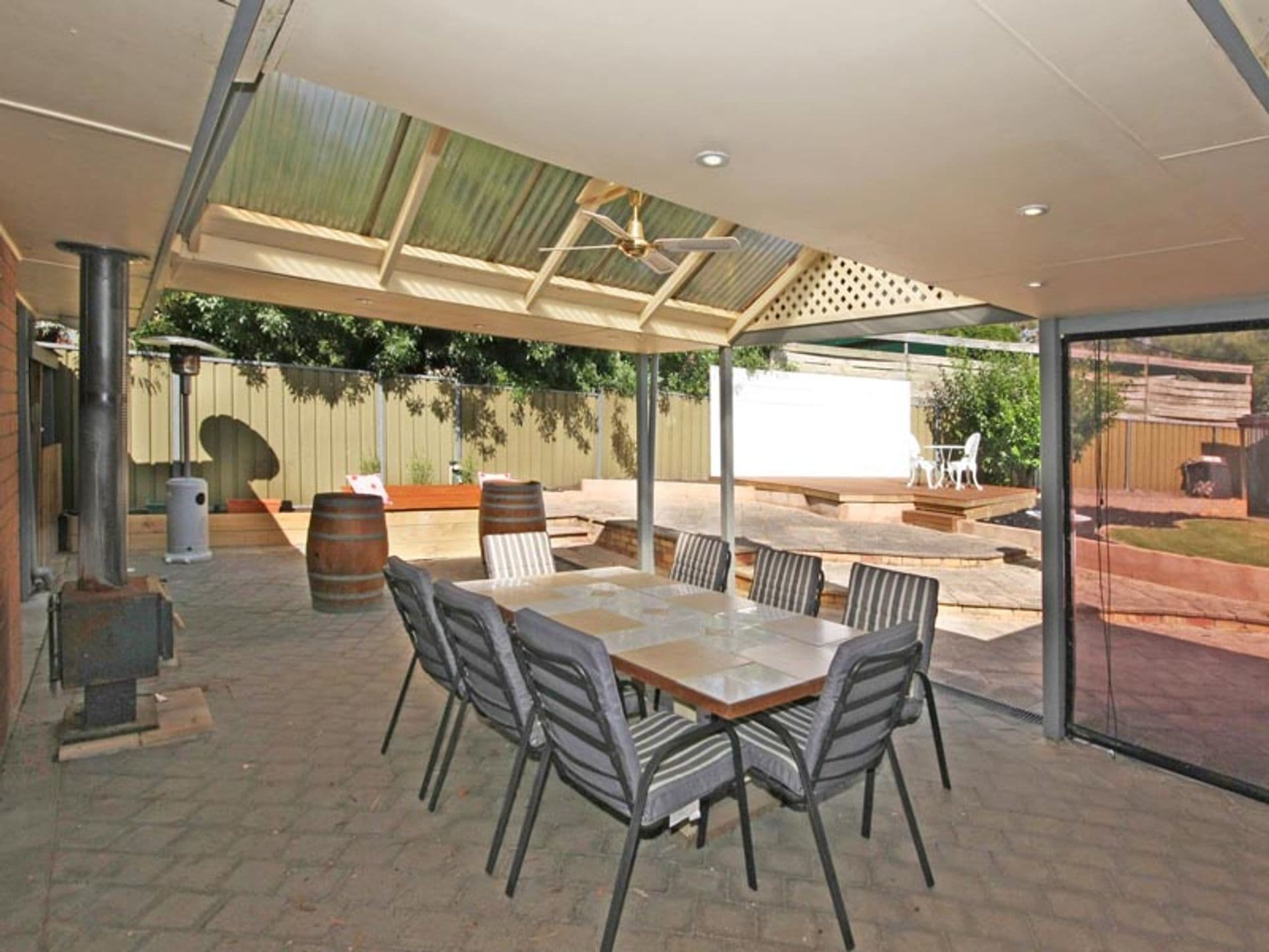 6 Hanley Court, Happy Valley, SA, 5159, Happy Valley - Thumbnail 2