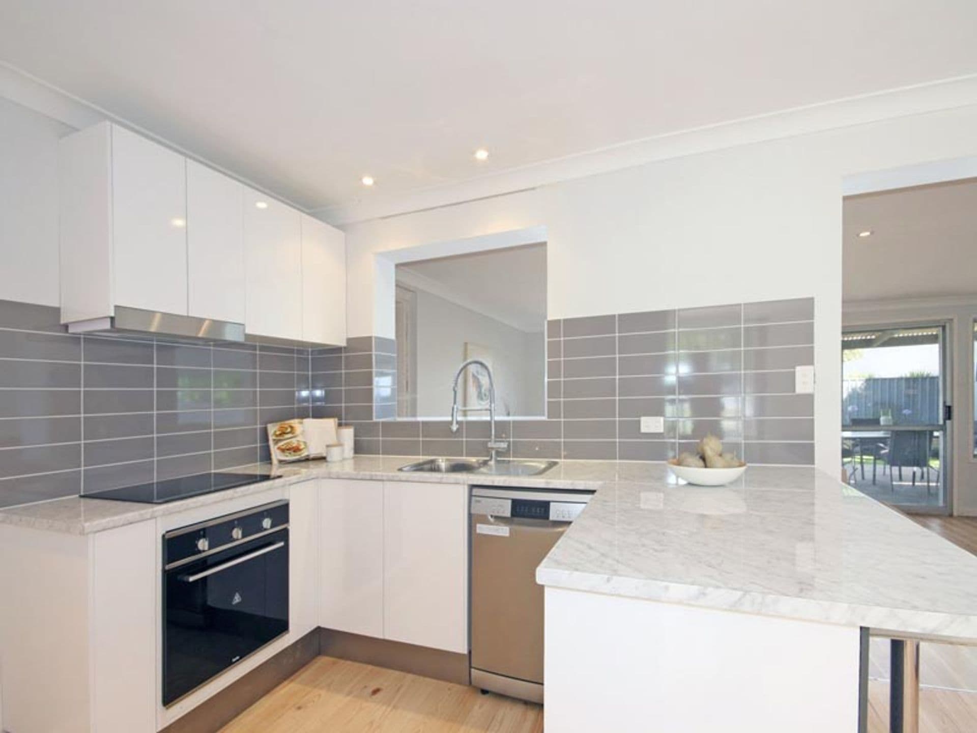 1 Edna Court, Hackham, SA, 5163, Hackham - Thumbnail 3