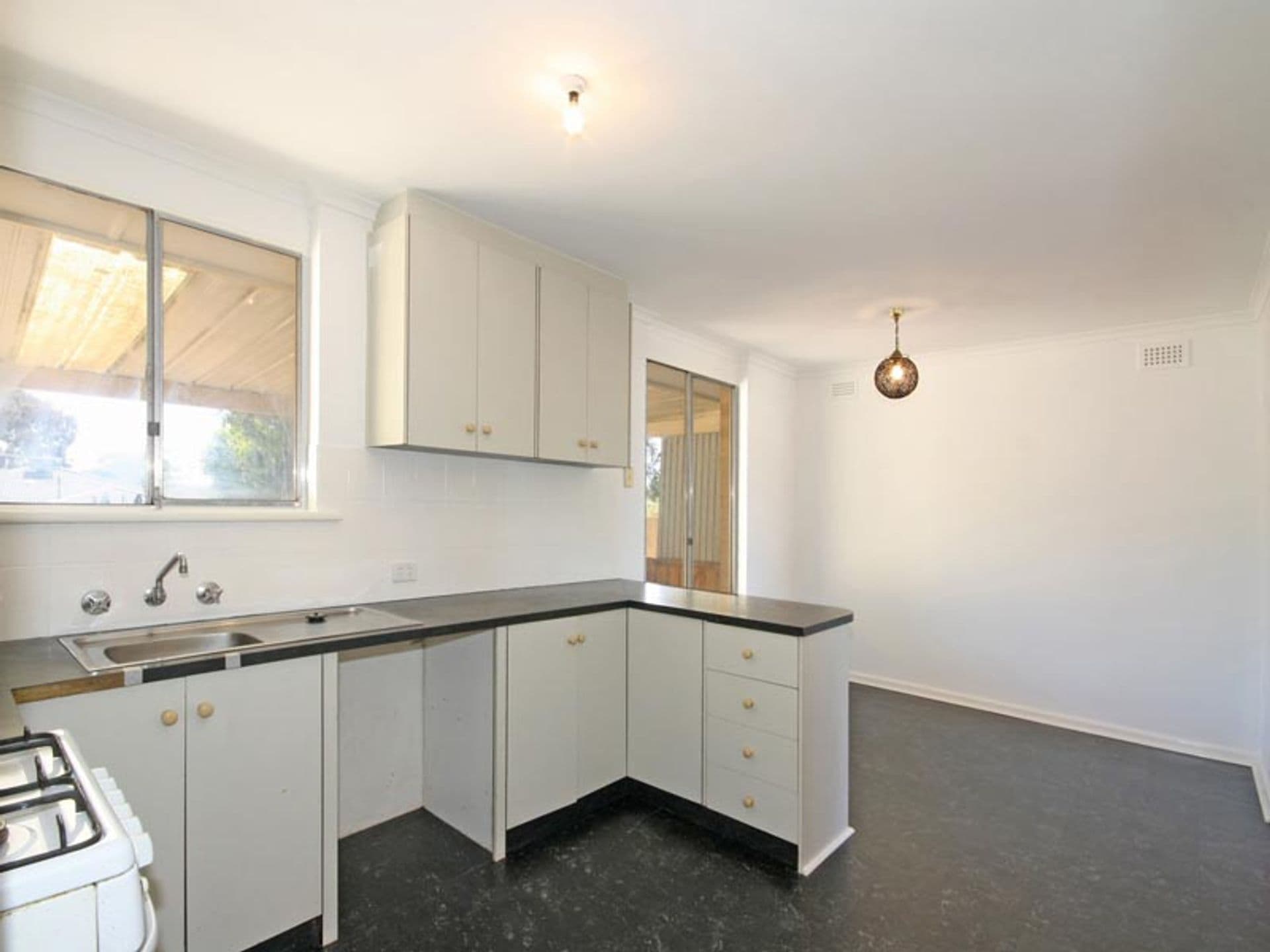 3 Harbourview Rd, Hackham West, SA, 5163, Hackham West - Thumbnail 5