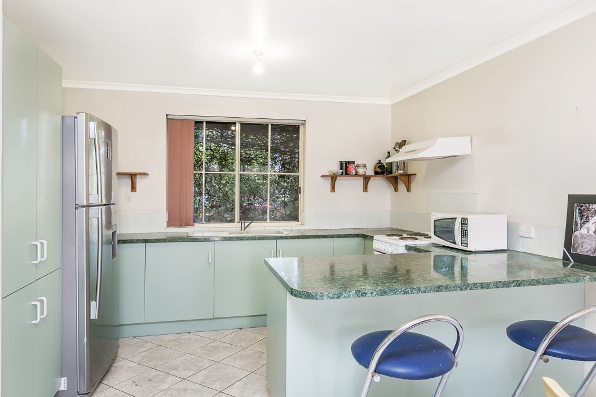 37 Farnsworth Drive, Morphett Vale, SA, 5162, Morphett Vale - Thumbnail 2