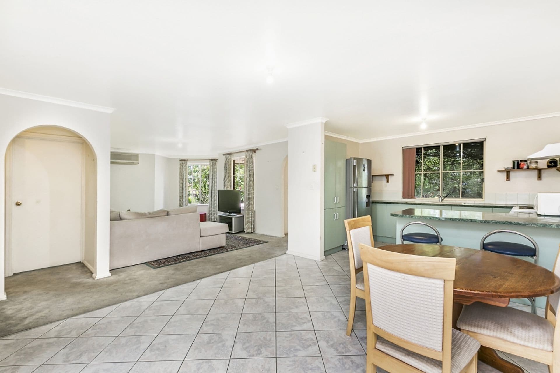 37 Farnsworth Drive, Morphett Vale, SA, 5162, Morphett Vale - Thumbnail 3