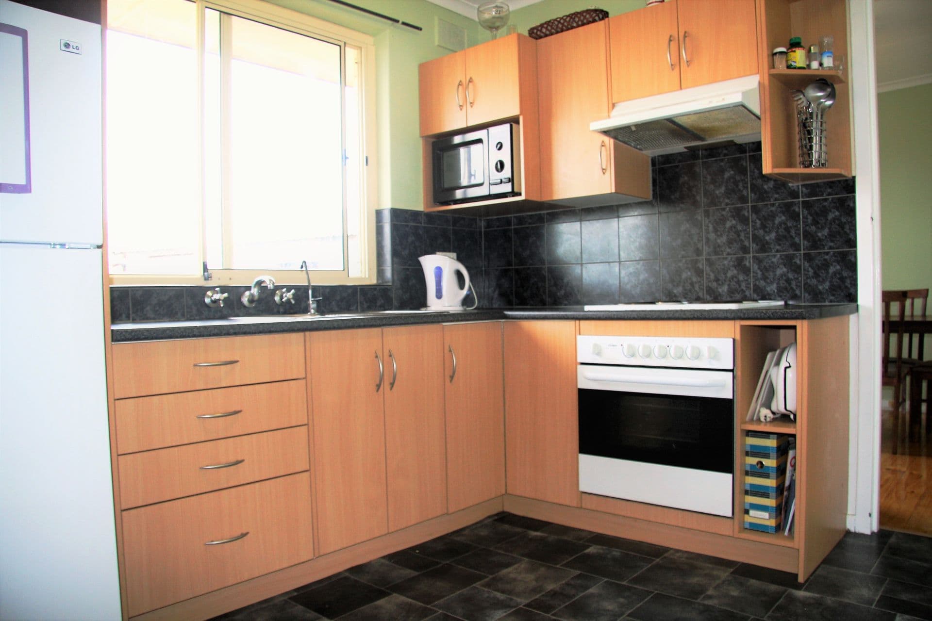 57 Judith Crescent, Morphett Vale, SA, 5162, Morphett Vale - Thumbnail 3