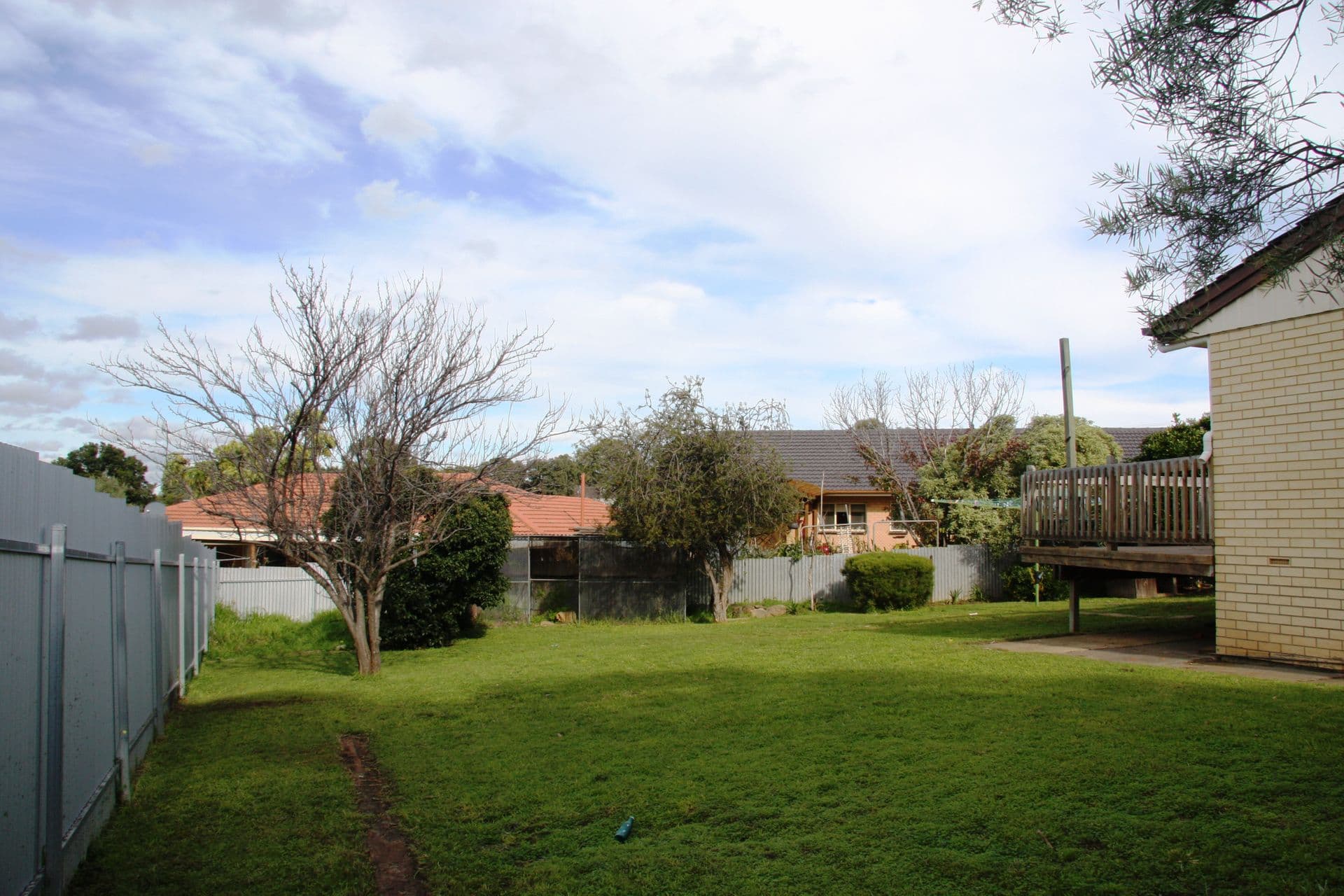 57 Judith Crescent, Morphett Vale, SA, 5162, Morphett Vale - Thumbnail 2