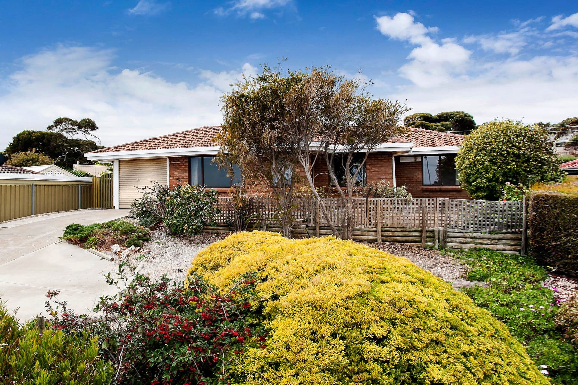 2 Luderitz Close, Hallett Cove, SA, 5158, Hallett Cove - Thumbnail 3
