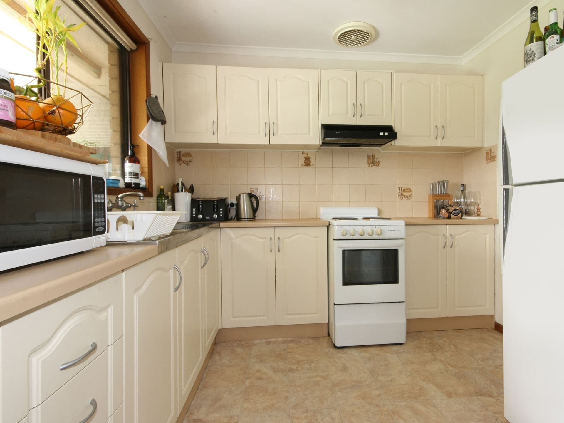 12 Angel Avenue, Seaford, SA, 5169, Seaford - Thumbnail 2
