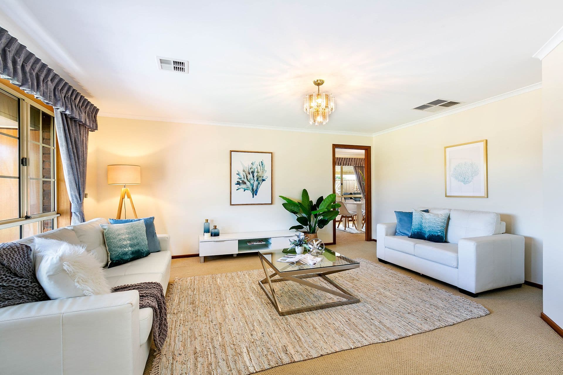 6 Vines Cross Crescent, Onkaparinga Hills, SA, 5163, Onkaparinga Hills - Thumbnail 2