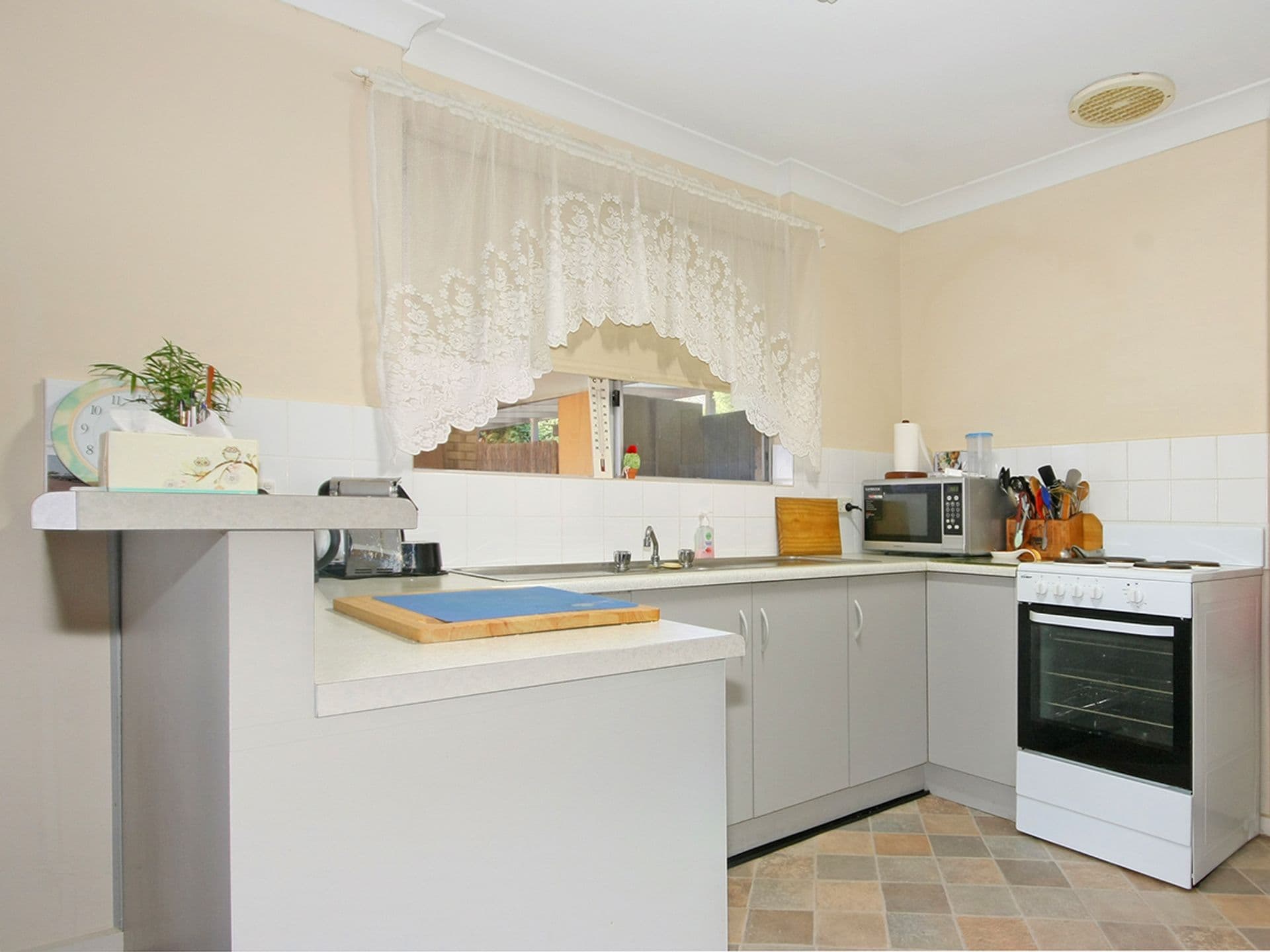 2/23 Tatachilla Road, McLaren Vale, SA, 5171, McLaren Vale - Thumbnail 3