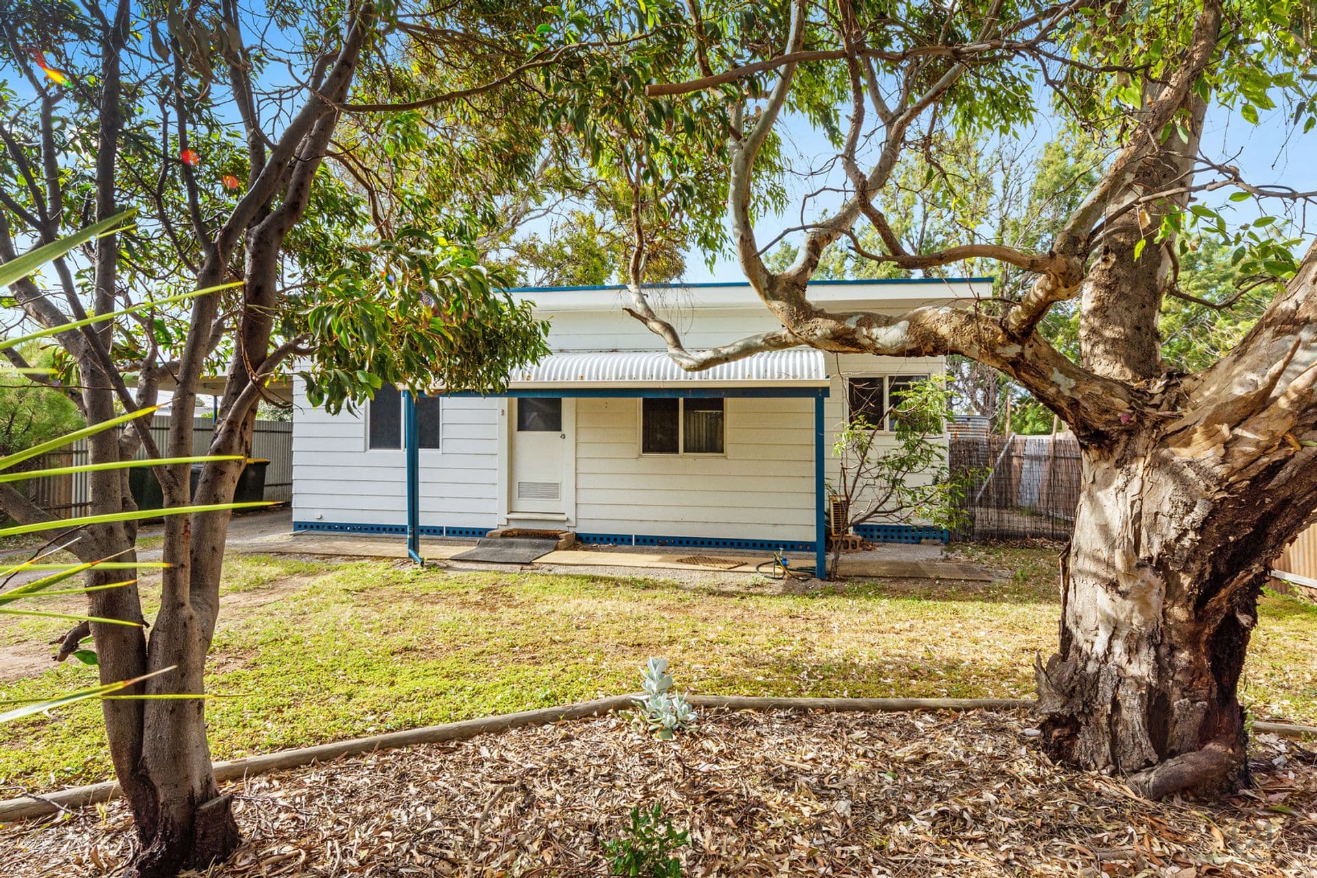 17 Gordon Street, Aldinga Beach, SA, 5173, Aldinga Beach - Thumbnail 2