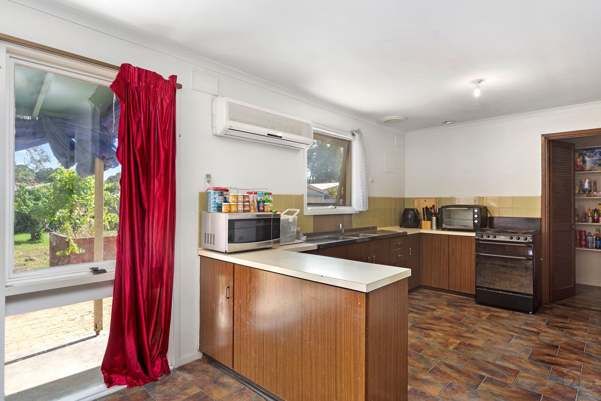 17  Cecilia Road, Christie Downs, SA, 5164, Christie Downs - Thumbnail 6