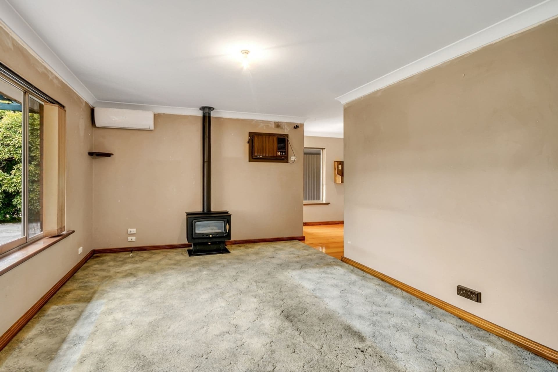 5 Susan Road, Hackham, SA, 5163, Hackham - Thumbnail 2