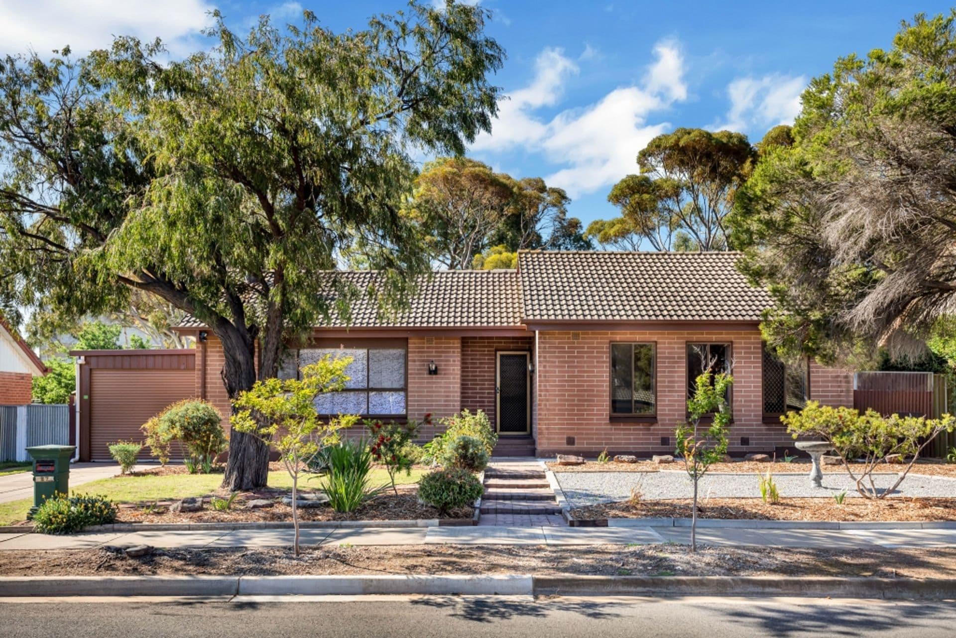 27 Moorong Road, O'Sullivan Beach, SA, 5166, O'Sullivan Beach - Image 1