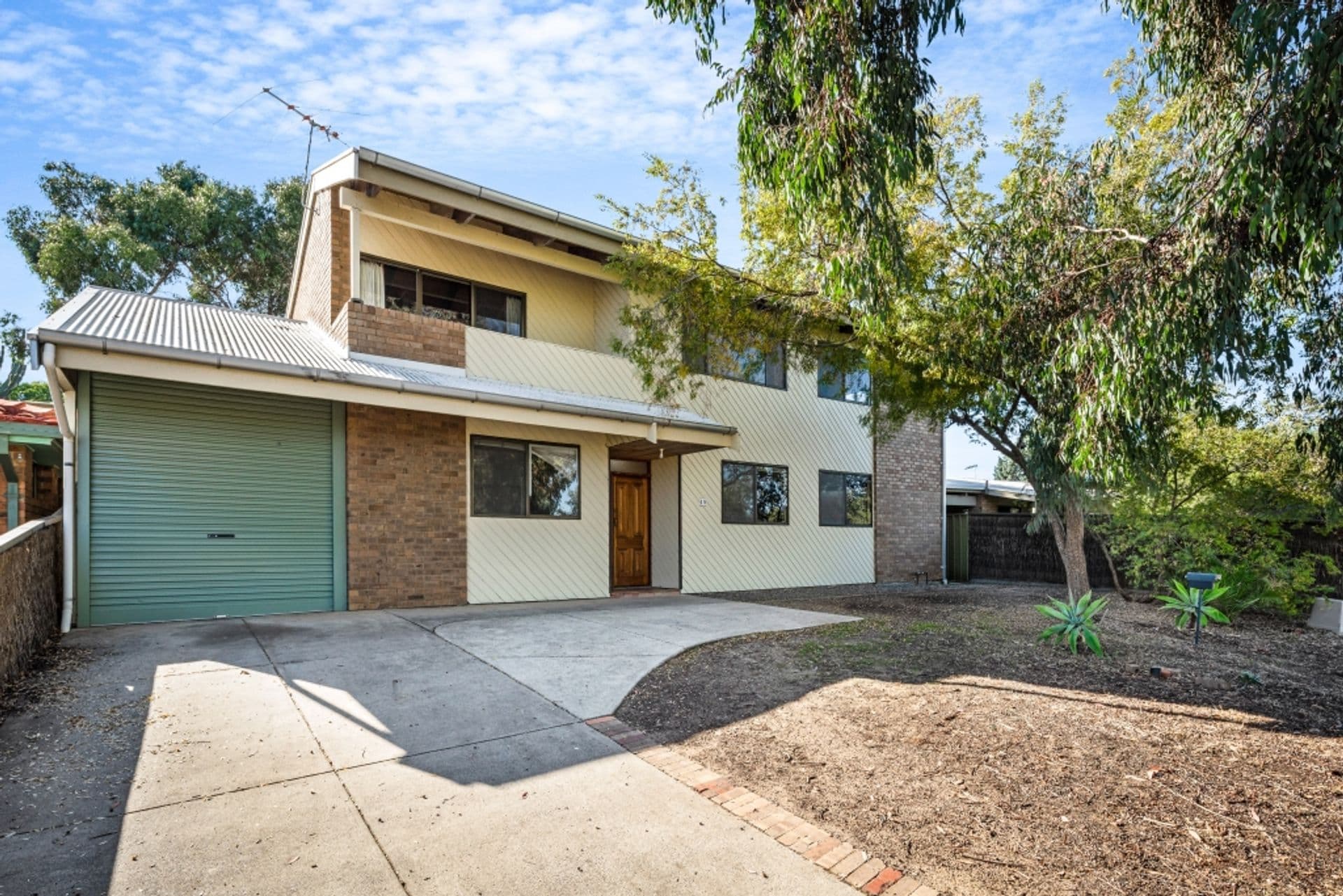 15 Flinders Crescent, Hackham, SA, 5163, Hackham - Image 1
