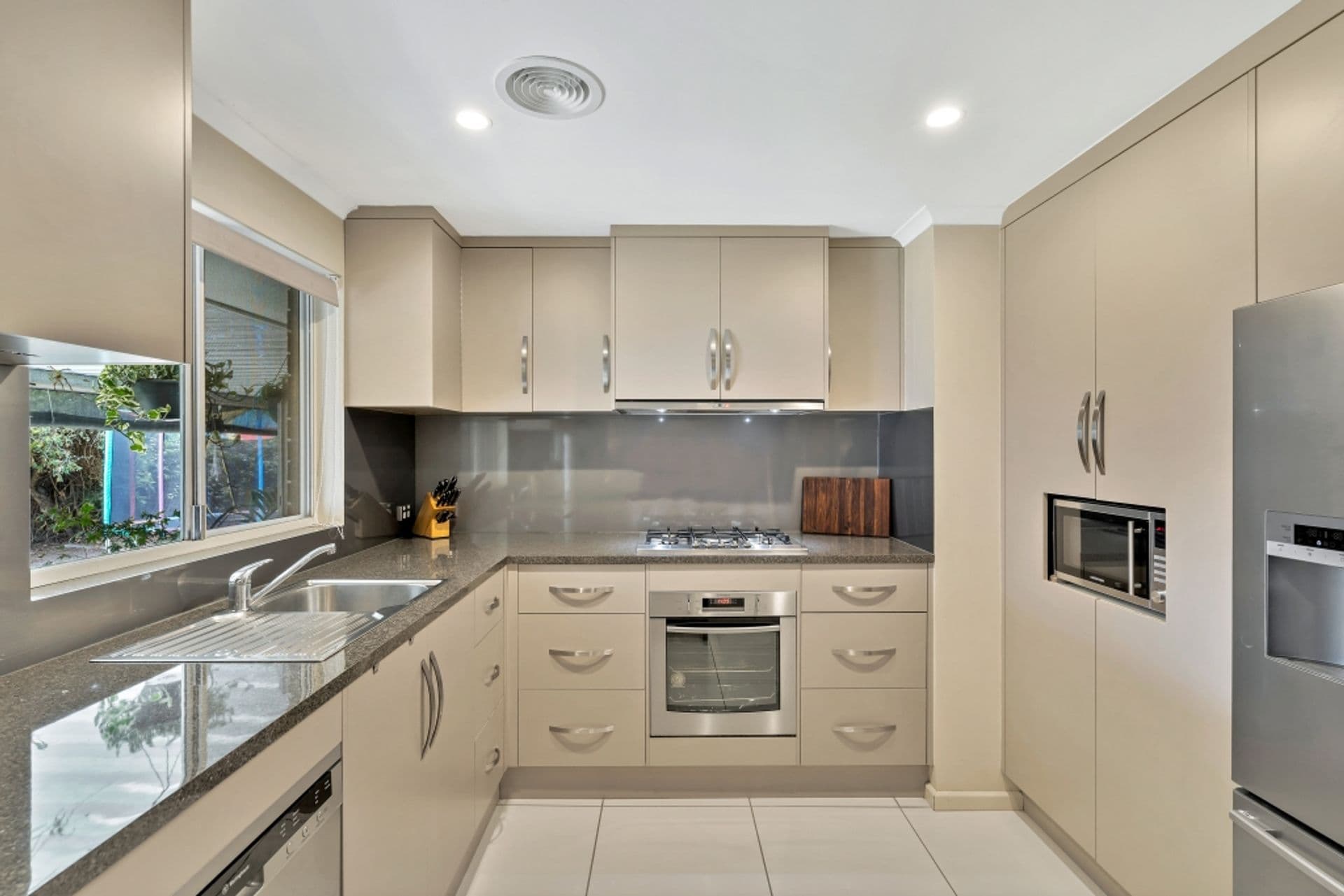 11 Reynold Street, Morphett Vale, SA, 5162, Morphett Vale - Thumbnail 4