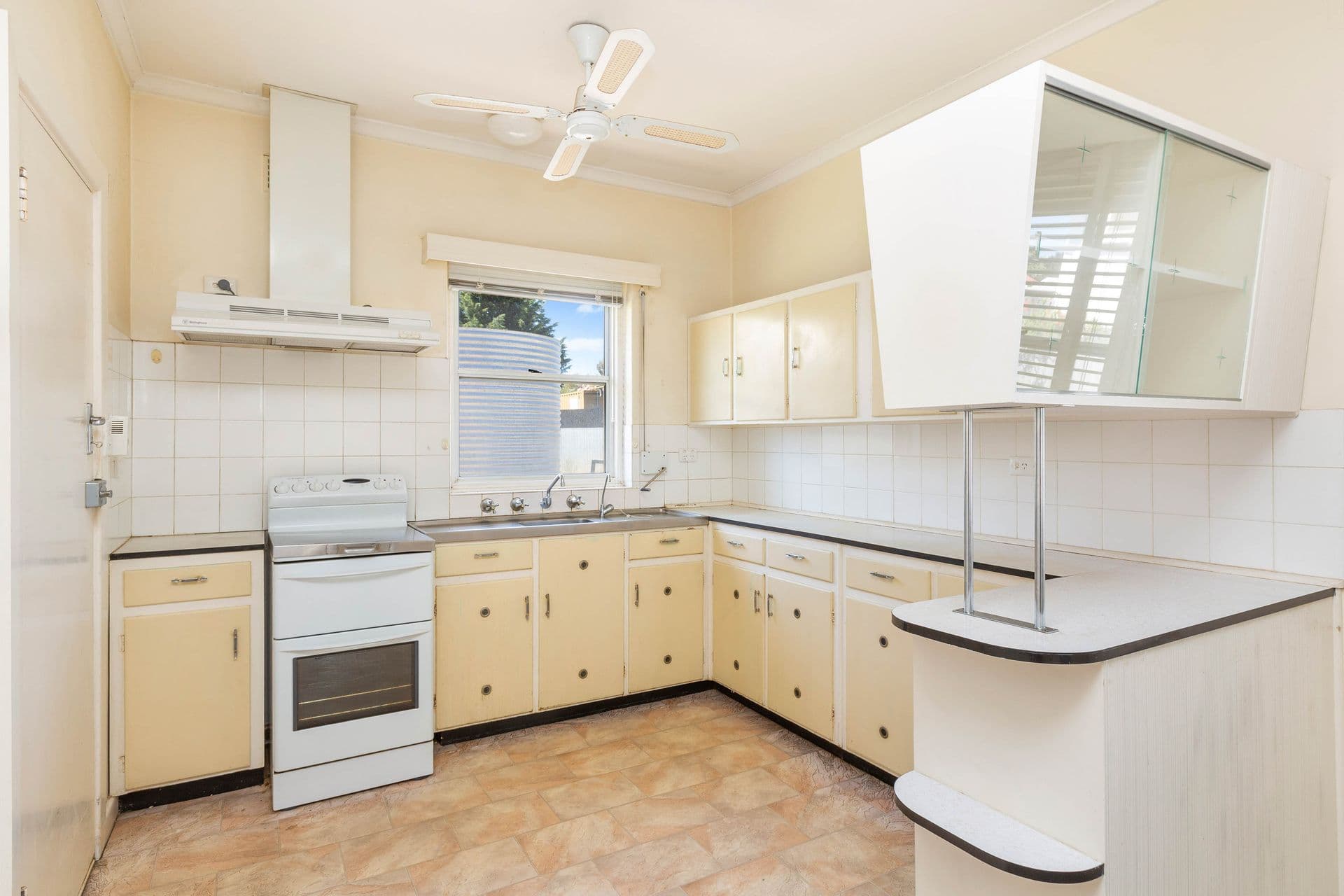 9 Field Street, McLaren Vale, SA, 5171, McLaren Vale - Thumbnail 2