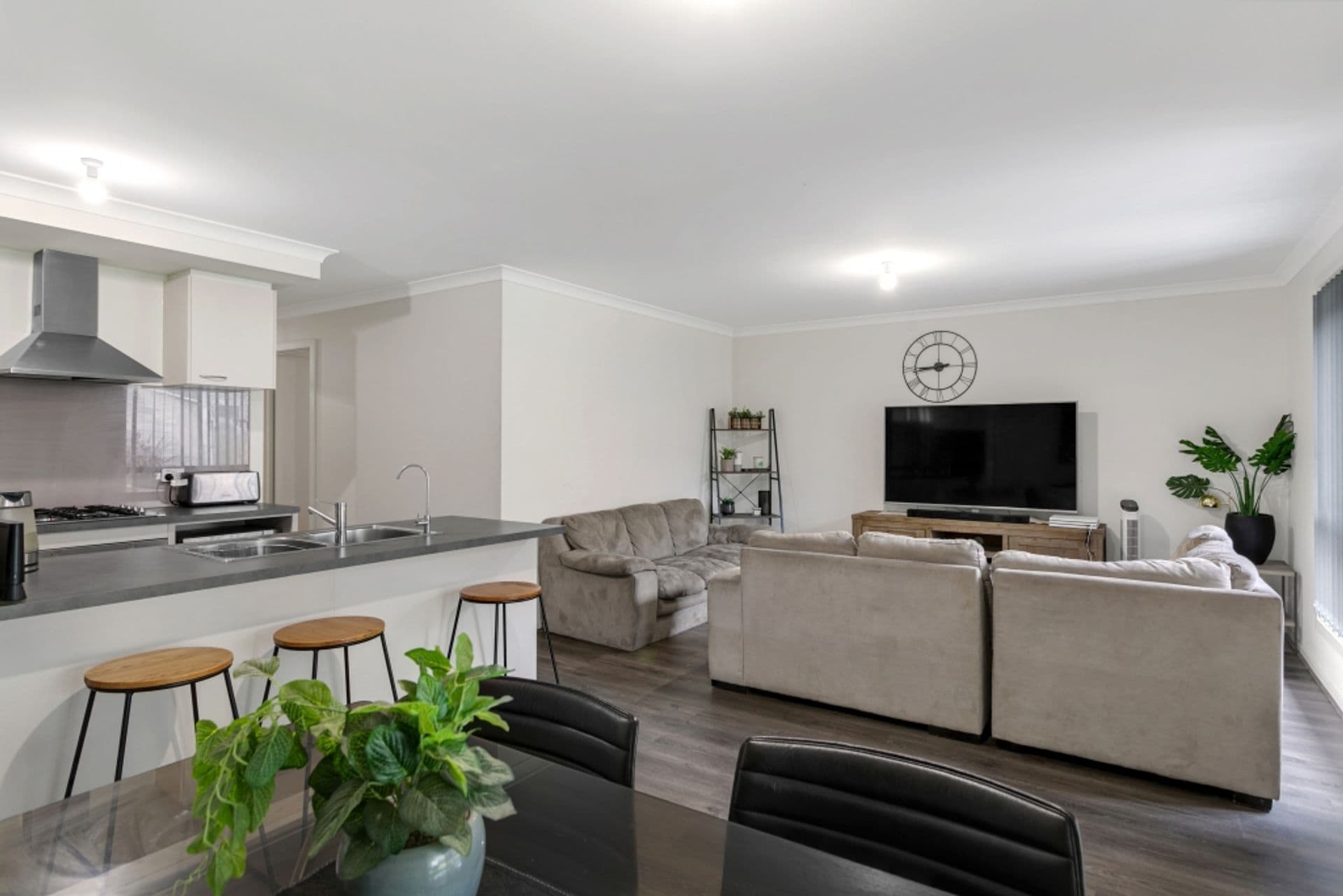 8 Village Road, Hackham West, SA, 5163, Hackham West - Thumbnail 3