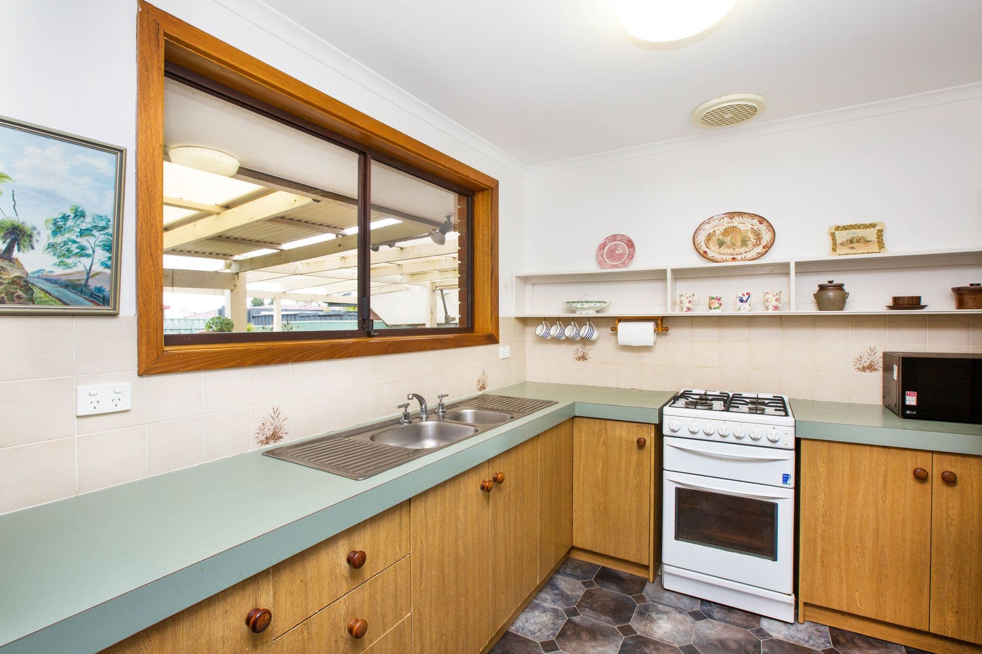 5 Derek Crescent, Morphett Vale, SA, 5162, Morphett Vale - Thumbnail 5