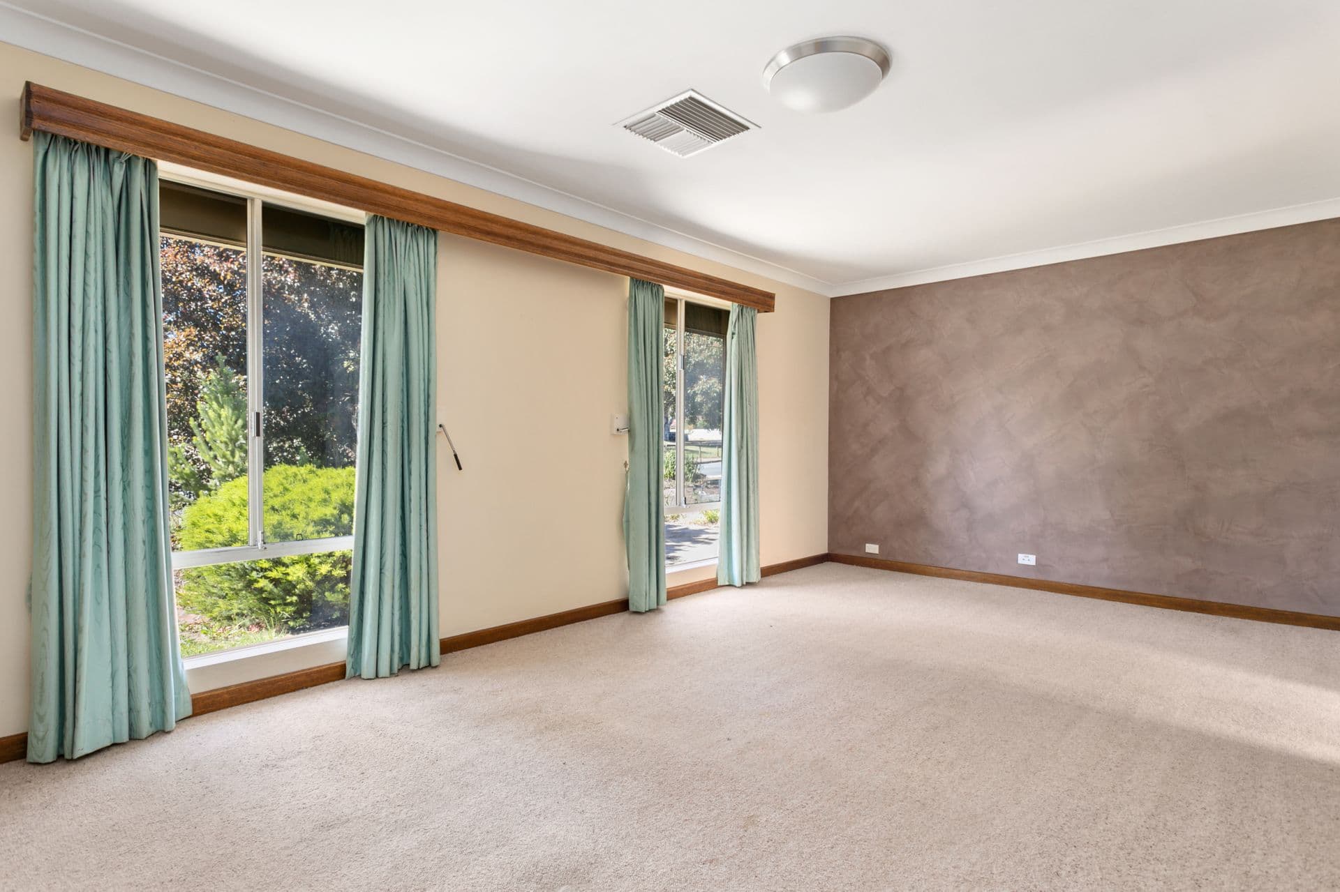 124 Richards Drive, Morphett Vale, SA, 5162, Morphett Vale - Thumbnail 2