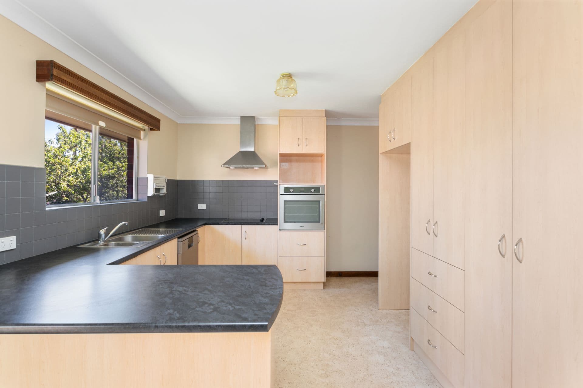 124 Richards Drive, Morphett Vale, SA, 5162, Morphett Vale - Thumbnail 5