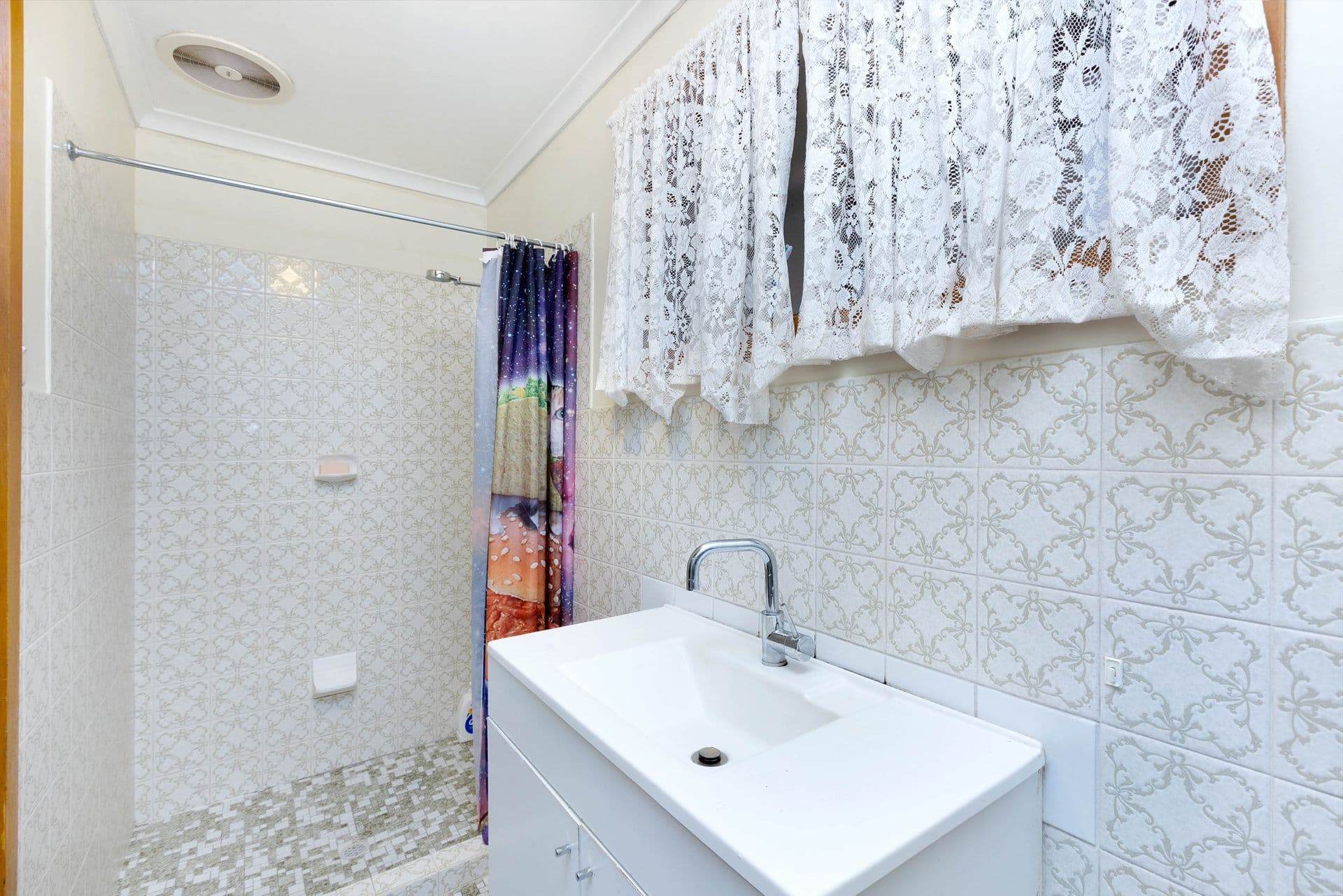 58 Kentwood Road, Morphett Vale, SA, 5162, Morphett Vale - Thumbnail 8
