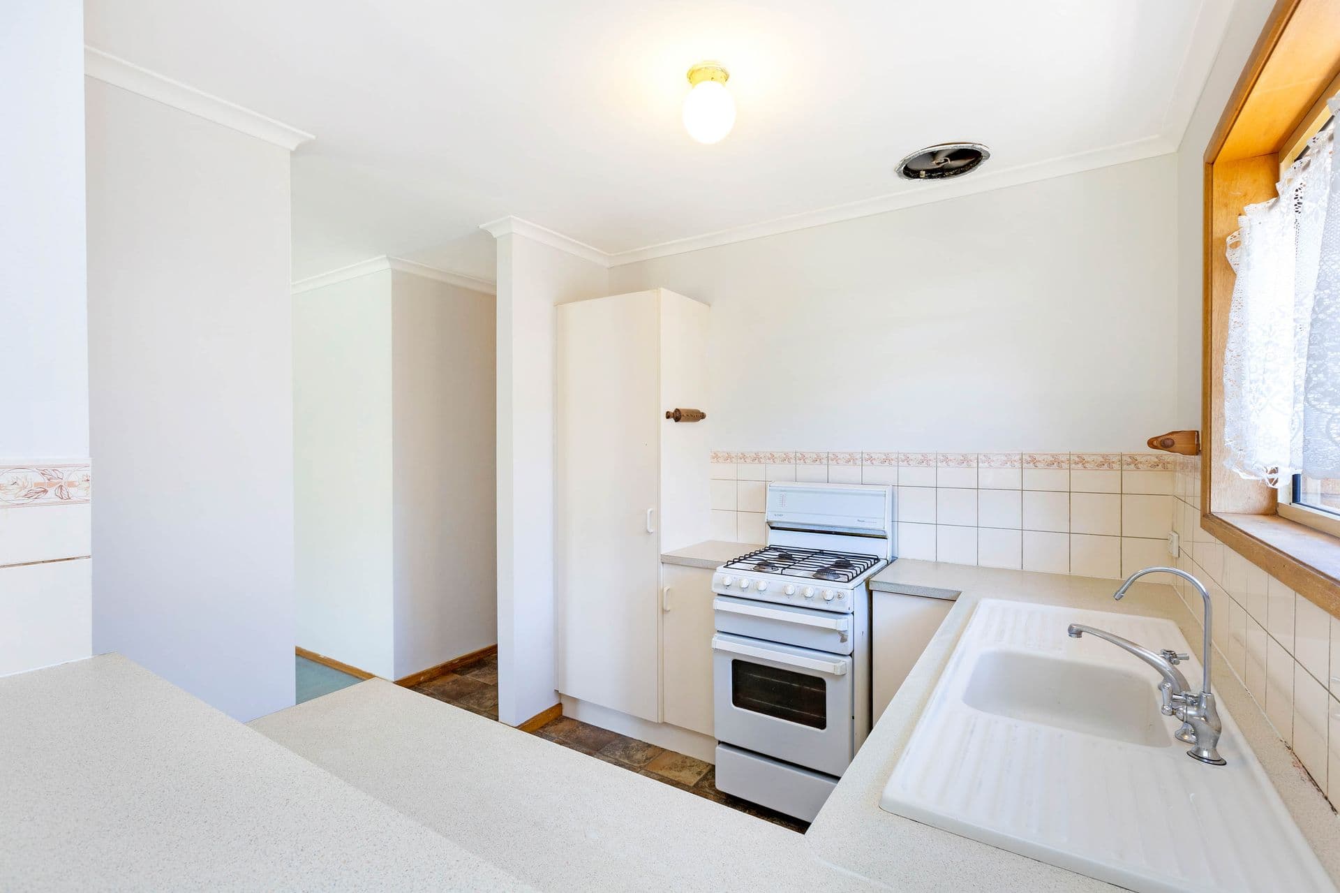 9 Tina Way, Morphett Vale, SA, 5162, Morphett Vale - Thumbnail 5