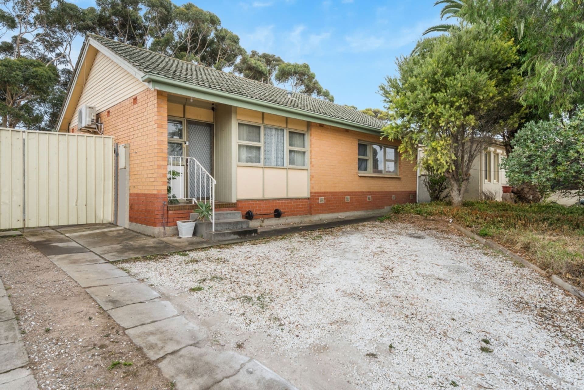 11 Moorong Road, O'Sullivan Beach, SA, 5166, O'Sullivan Beach - Image 1