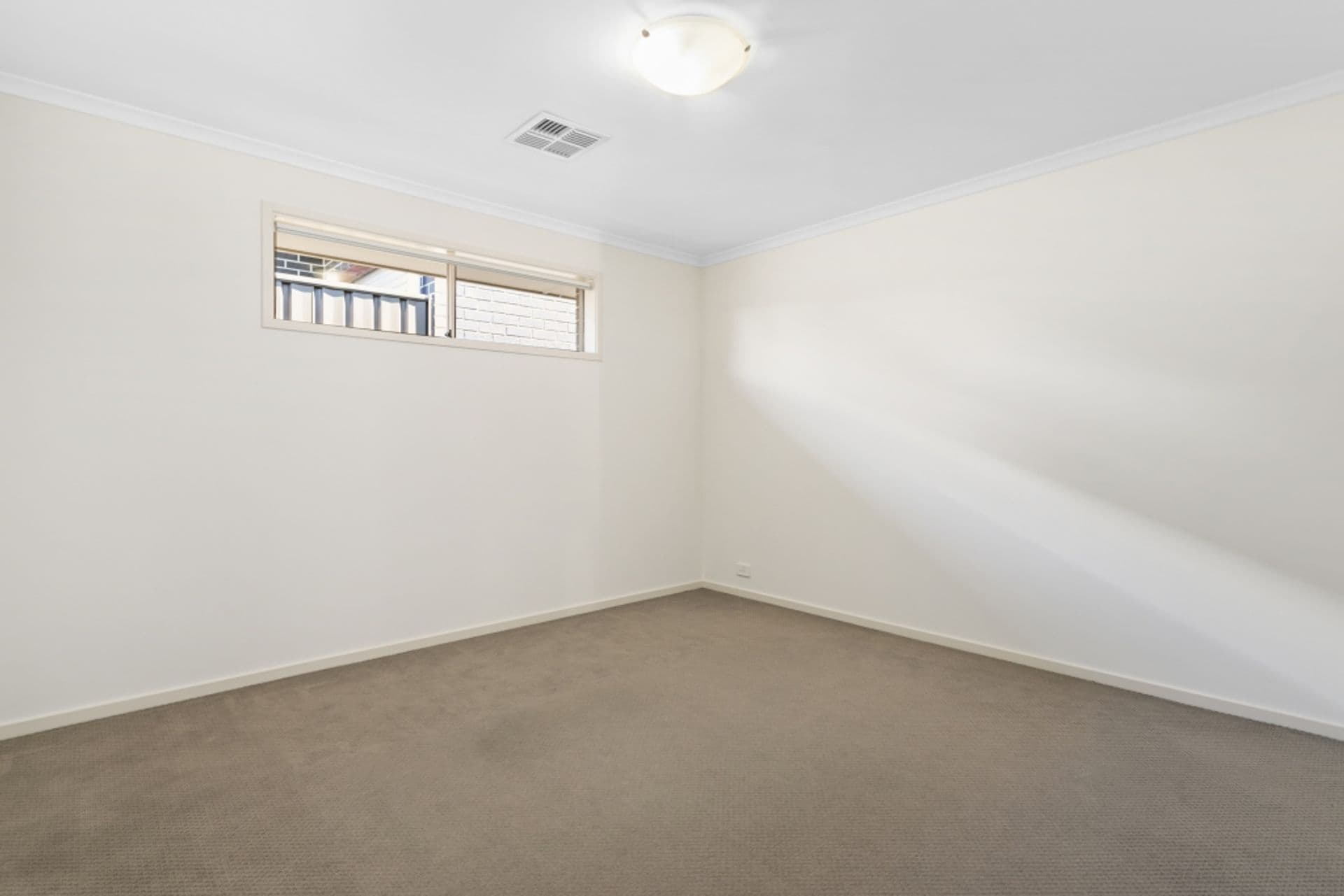 15 Bayley Circuit, Trott Park, SA, 5158, Trott Park - Thumbnail 8