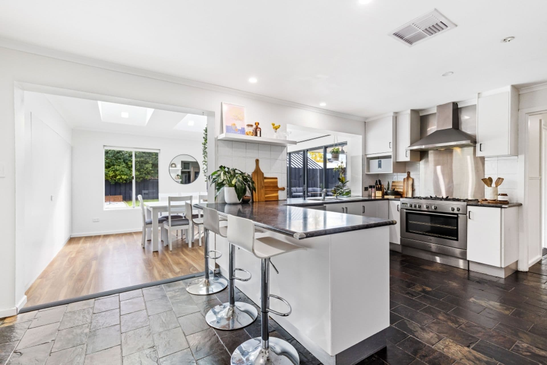 73 Wheatsheaf Road, Morphett Vale, SA, 5162, Morphett Vale - Thumbnail 6
