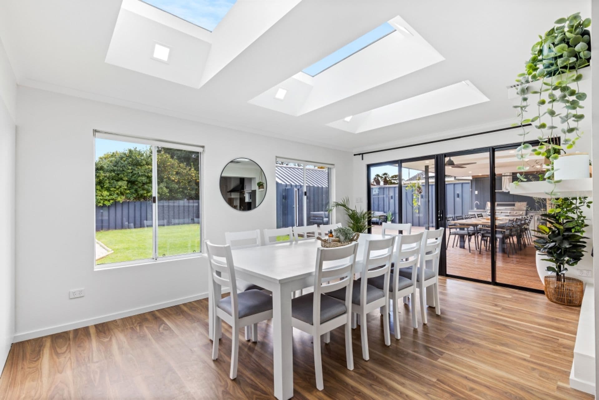 73 Wheatsheaf Road, Morphett Vale, SA, 5162, Morphett Vale - Thumbnail 2