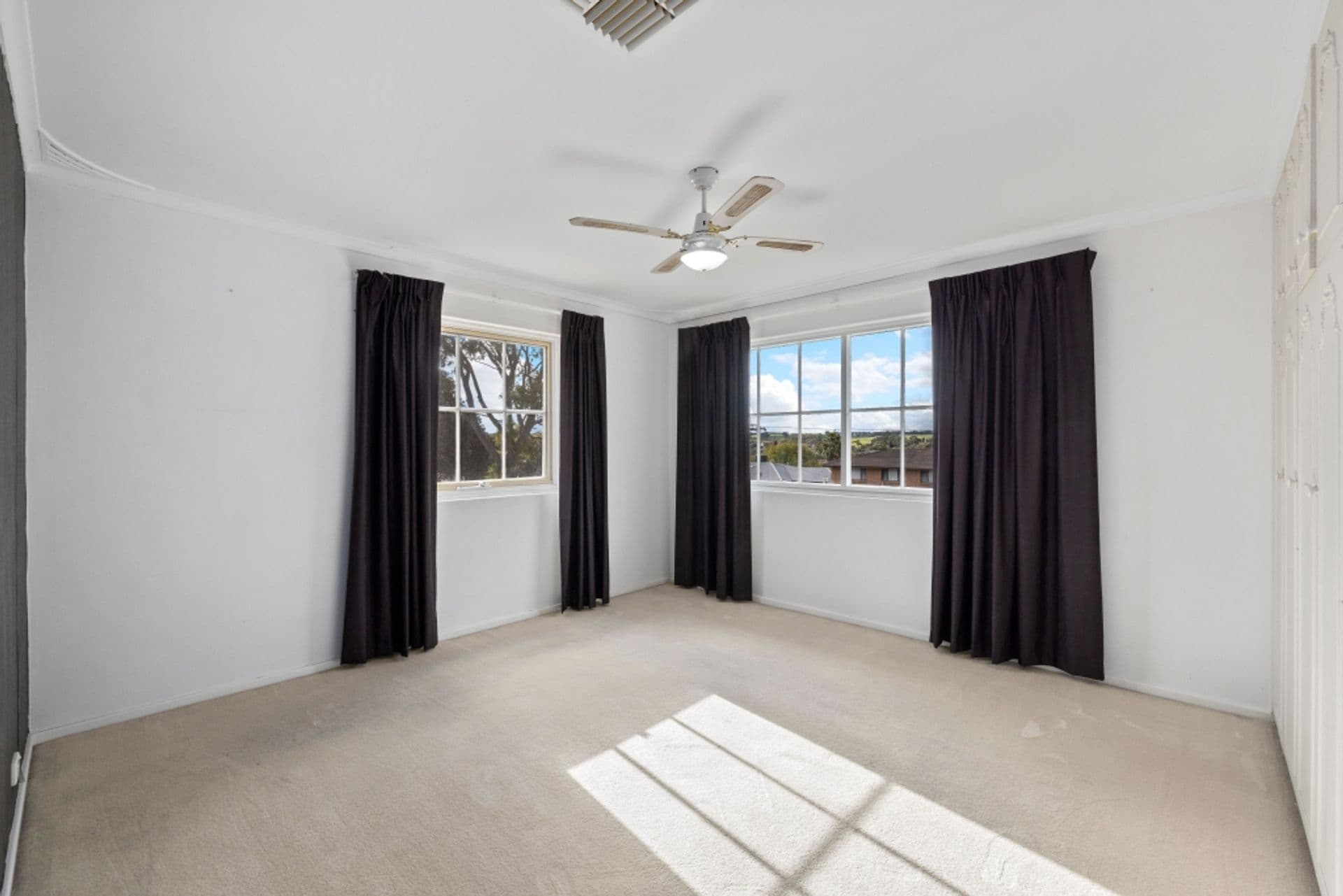 10 Kenihans Road, Happy Valley, SA, 5159, Happy Valley - Thumbnail 8