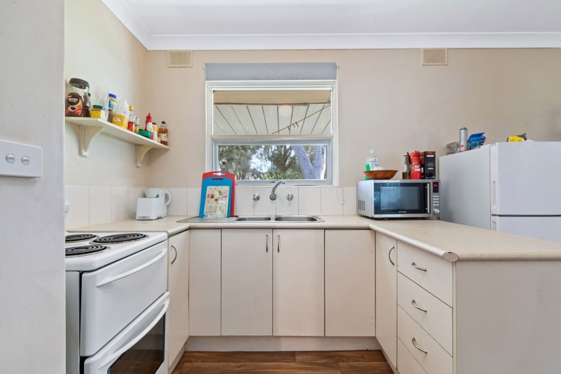 39 Arnold Drive, Hackham, SA, 5163, Hackham - Thumbnail 2