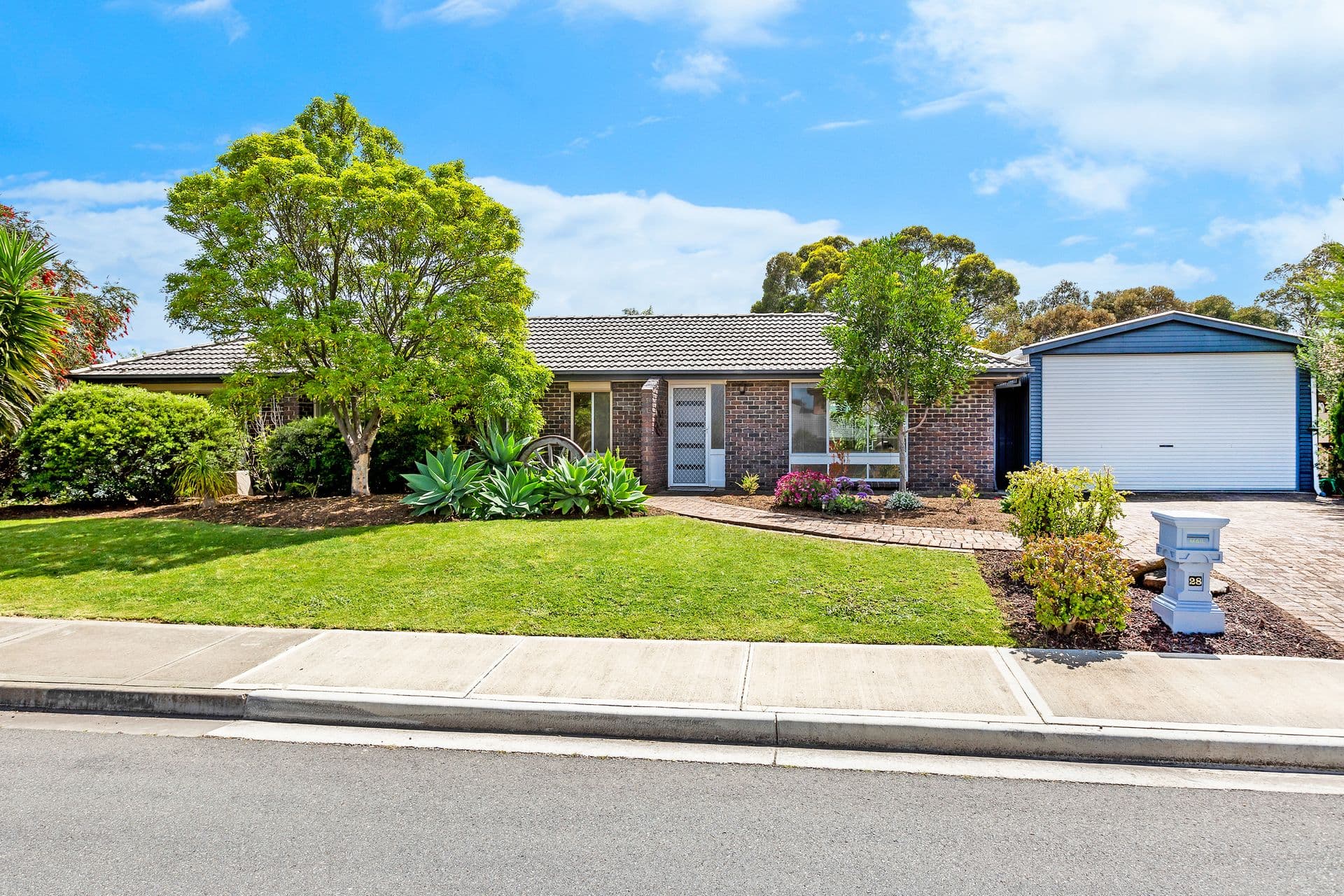 28 Lepena Crescent, Hallett Cove, SA, 5158, Hallett Cove - Image 1