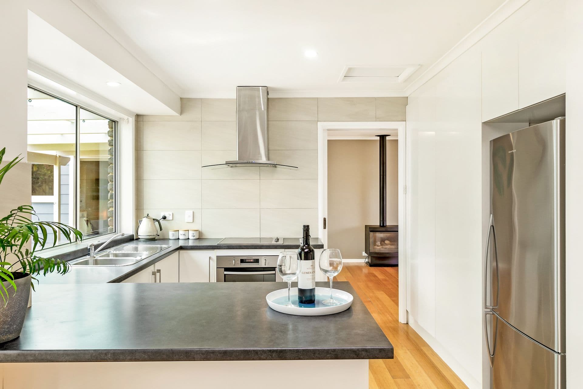 28 Lepena Crescent, Hallett Cove, SA, 5158, Hallett Cove - Thumbnail 4