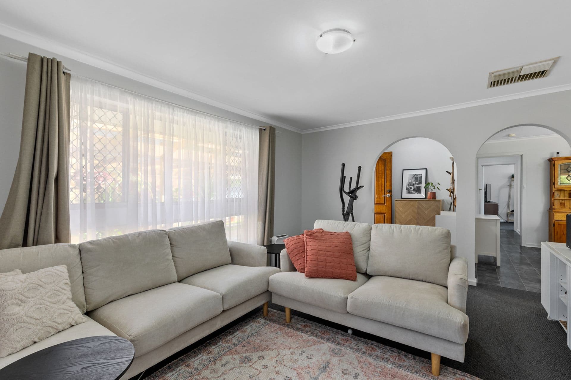 22 Beacon Crescent, Seaford, SA, 5169, Seaford - Thumbnail 3