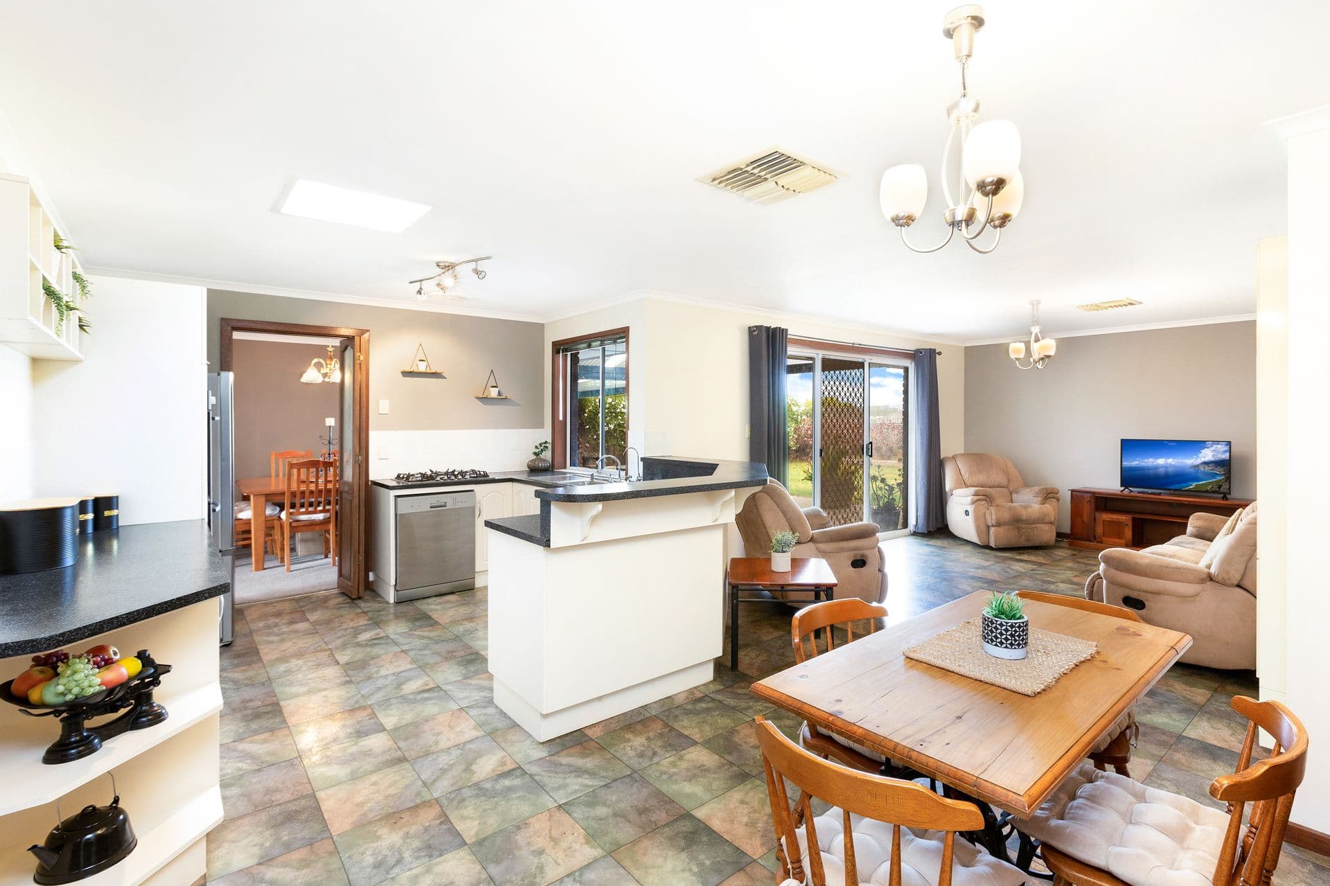 45 Pitcairn Circuit, Seaford Rise, SA, 5169, Seaford Rise - Thumbnail 3
