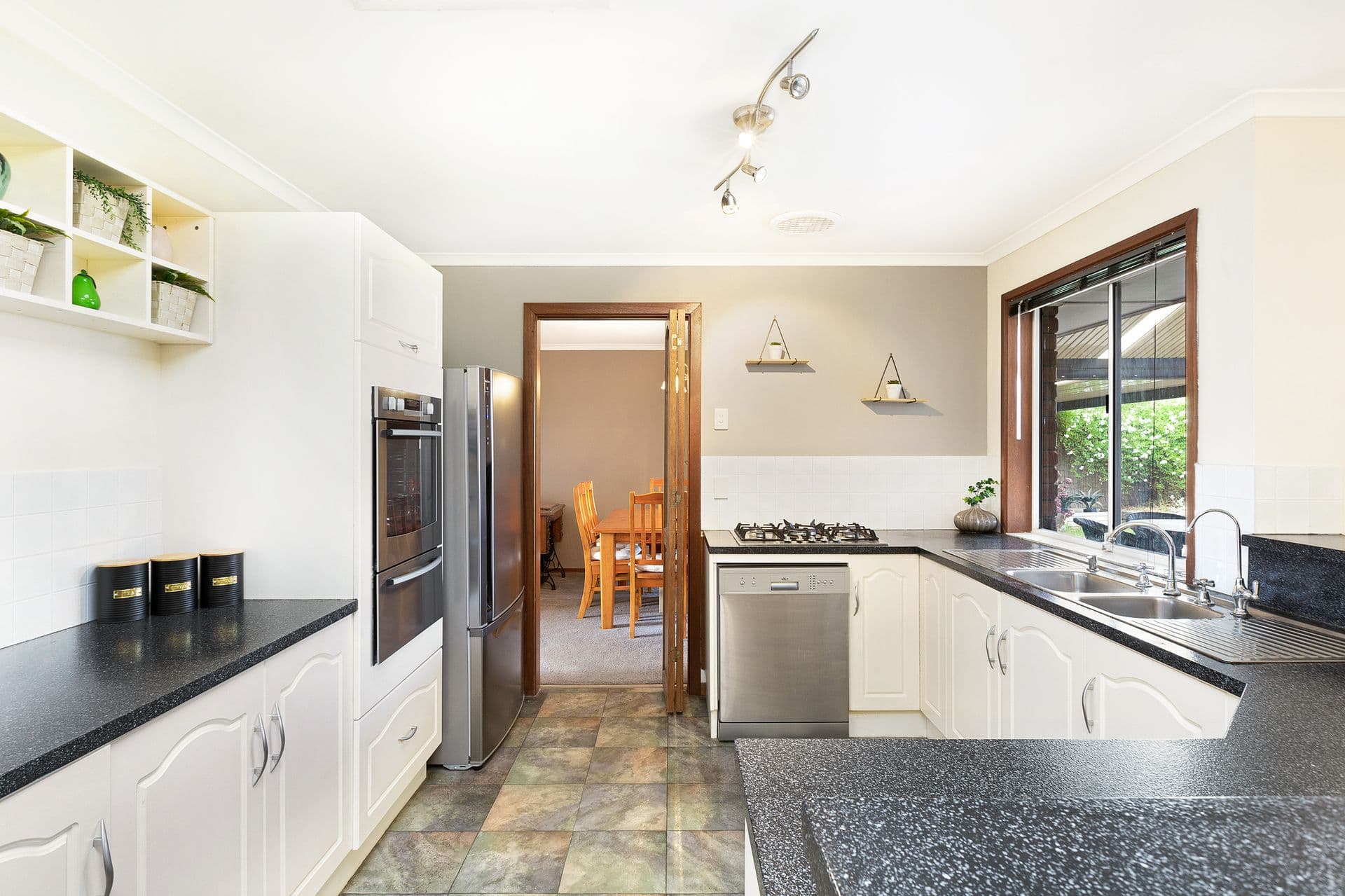 45 Pitcairn Circuit, Seaford Rise, SA, 5169, Seaford Rise - Thumbnail 4