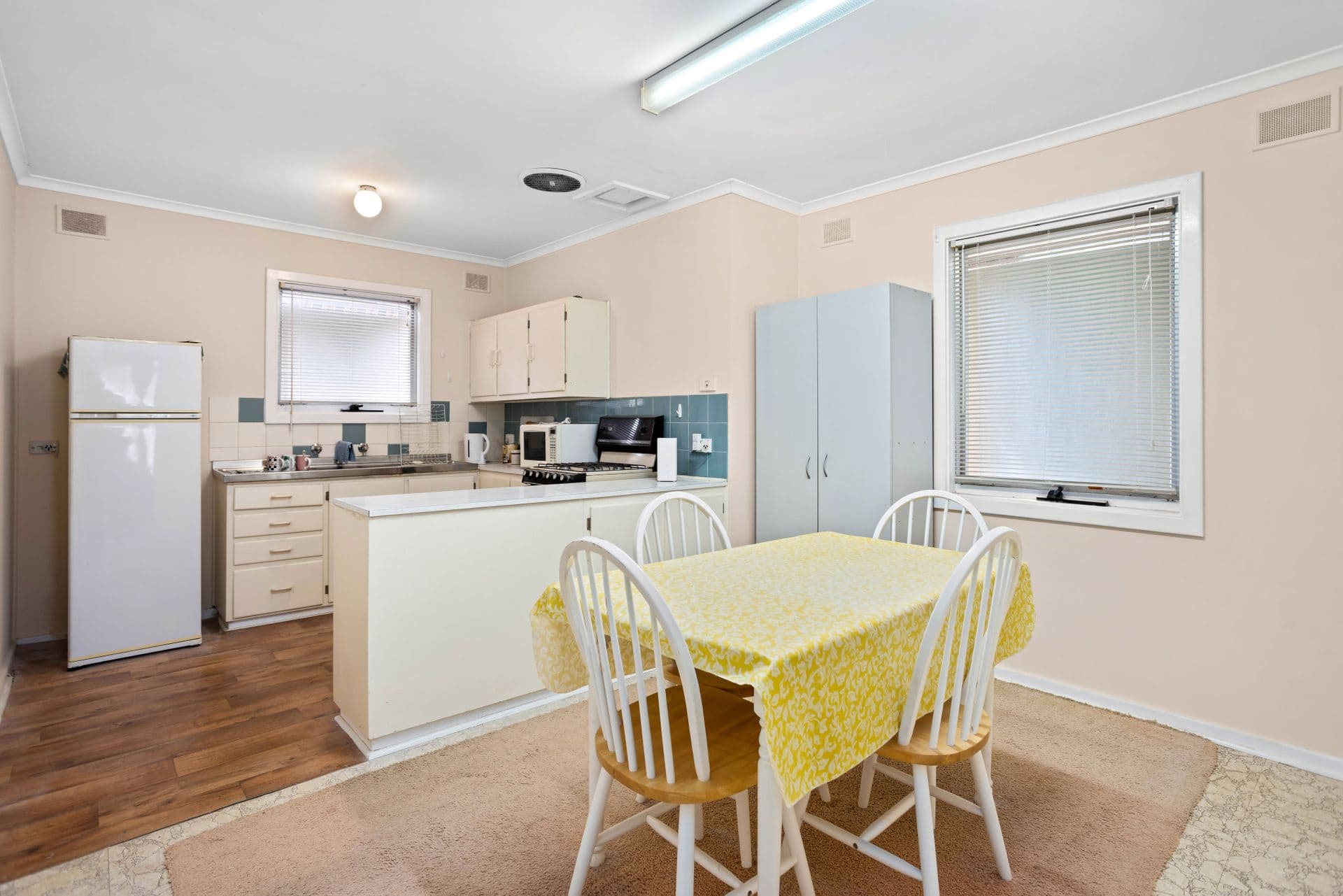 77 Elizabeth Road, Christie Downs, SA, 5164, Christie Downs - Thumbnail 3