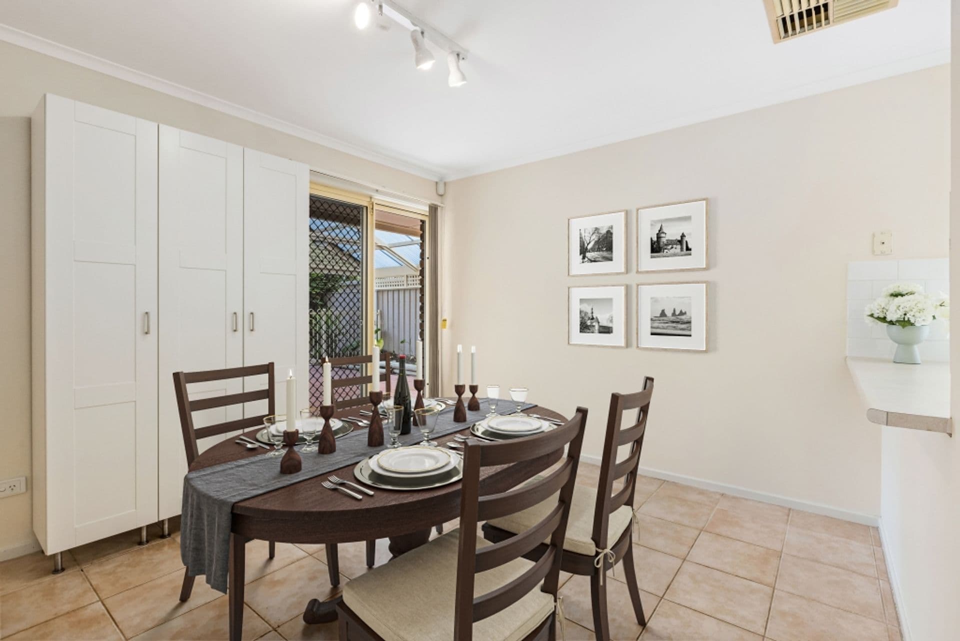 21 Mullen Close, Woodcroft, SA, 5162, Woodcroft - Thumbnail 5
