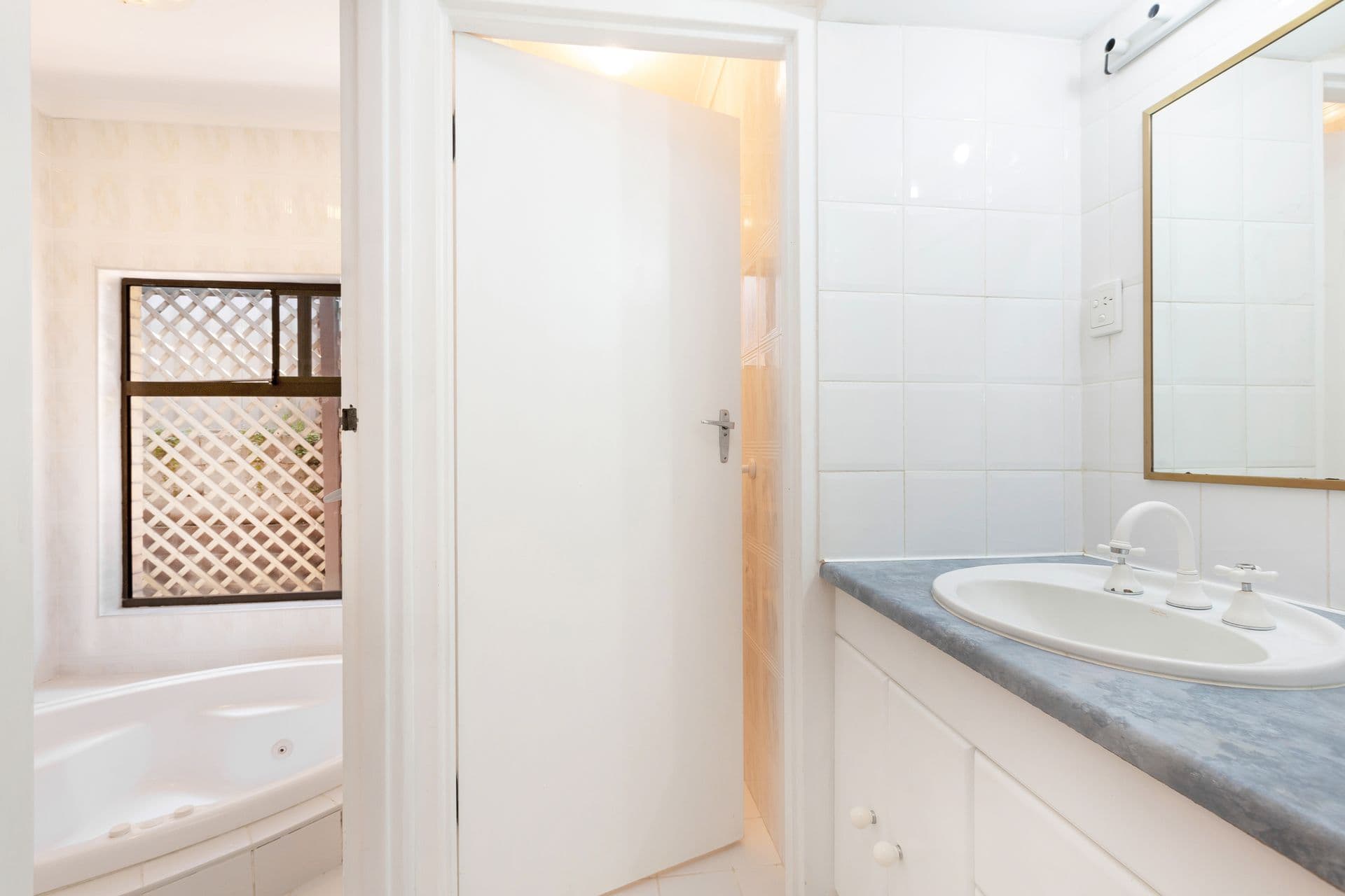5 Hatherley Avenue, O'Halloran Hill, SA, 5158, O'Halloran Hill - Thumbnail 8