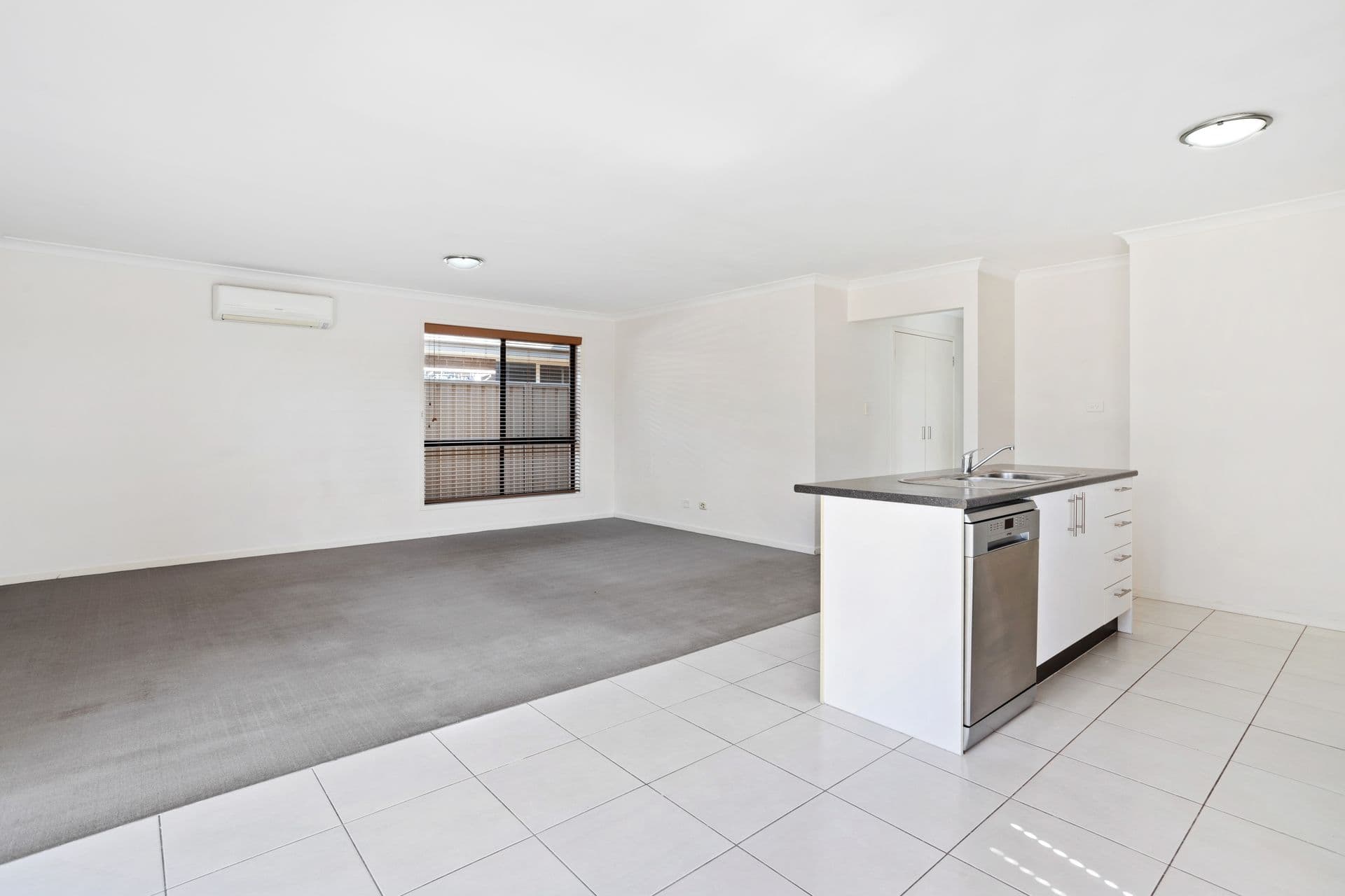 1 Saxon Street, Smithfield Plains, SA, 5114, Smithfield Plains - Thumbnail 4