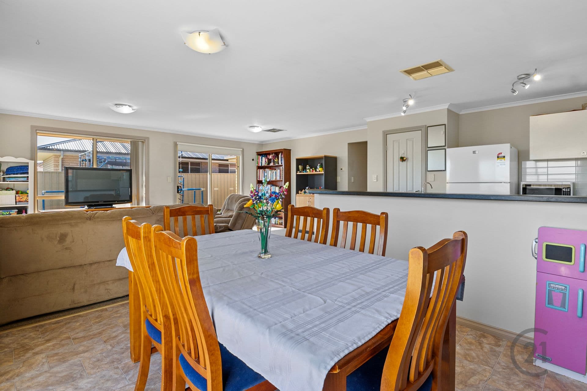 13 Mountain Ash Court, Hackham, SA, 5163, Hackham - Thumbnail 6