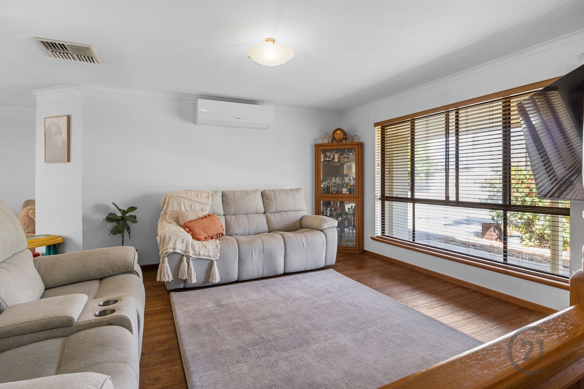 52 Talladira Way, Woodcroft, SA, 5162, Woodcroft - Thumbnail 2